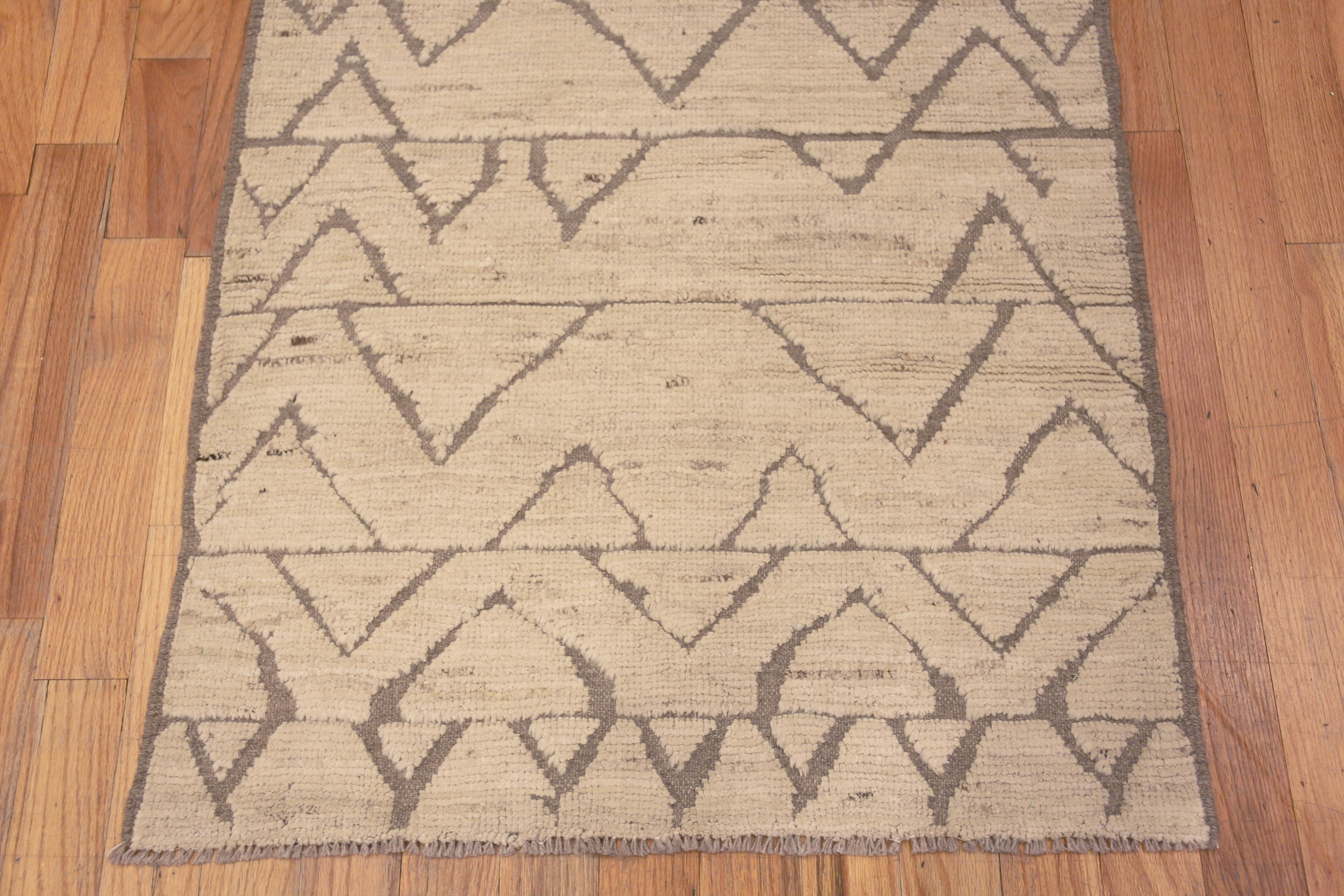 Hand-Knotted Nazmiyal Collection Ivory Neutral Geometric Tribal Modern Runner Rug 3' x 9'6