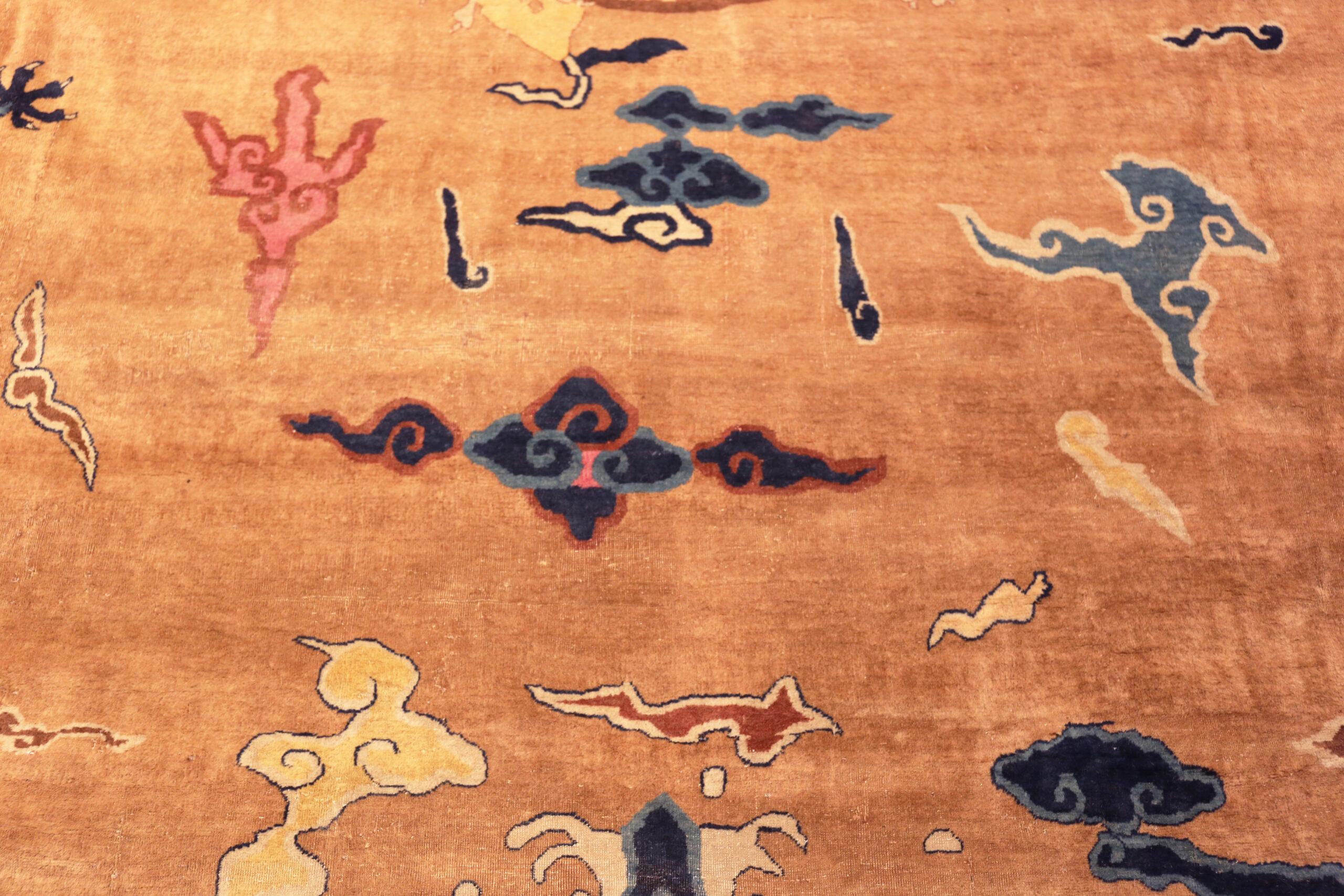 Annodato a mano Nazmiyal Collection Tappeto cinese antico grande 14 ft x 15 ft 5 in in vendita