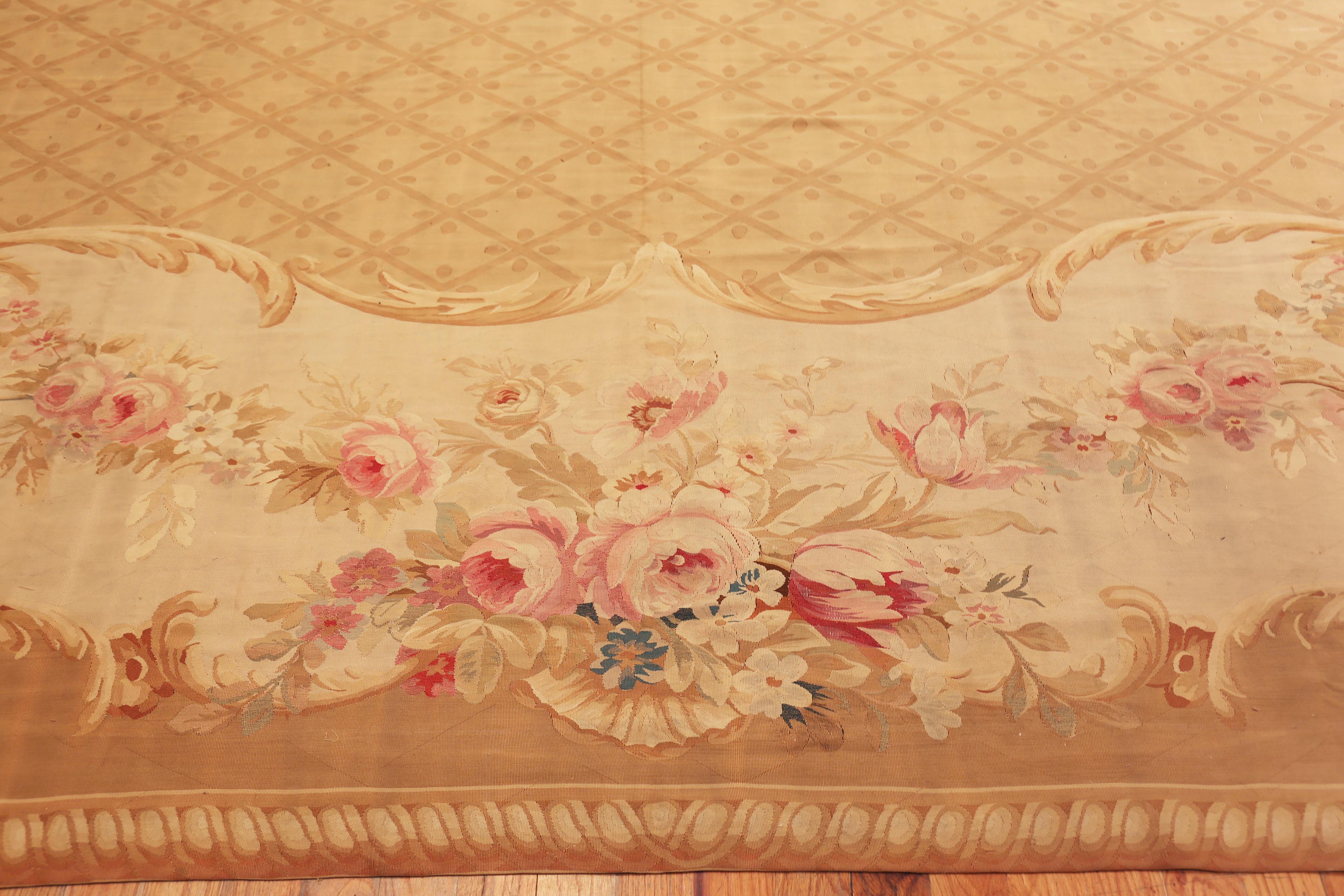 Nazmiyal Collection Large Antique French Aubusson Rug 18 ft 2 in x 20 ft For Sale 1