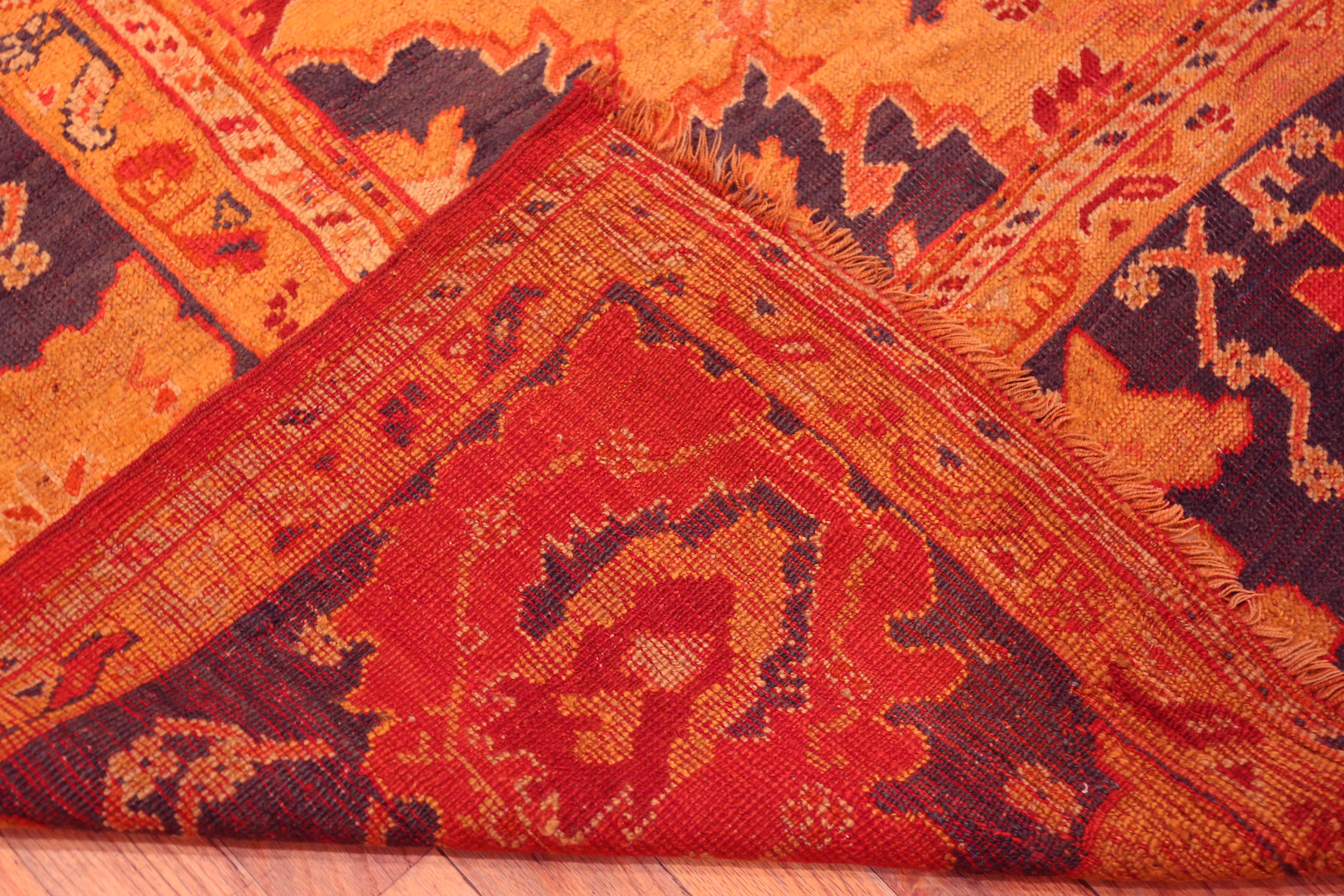 Nazmiyal Collection Large Antique Oushak Rug 10 ft 1 in x 15 ft 6 in im Angebot 2