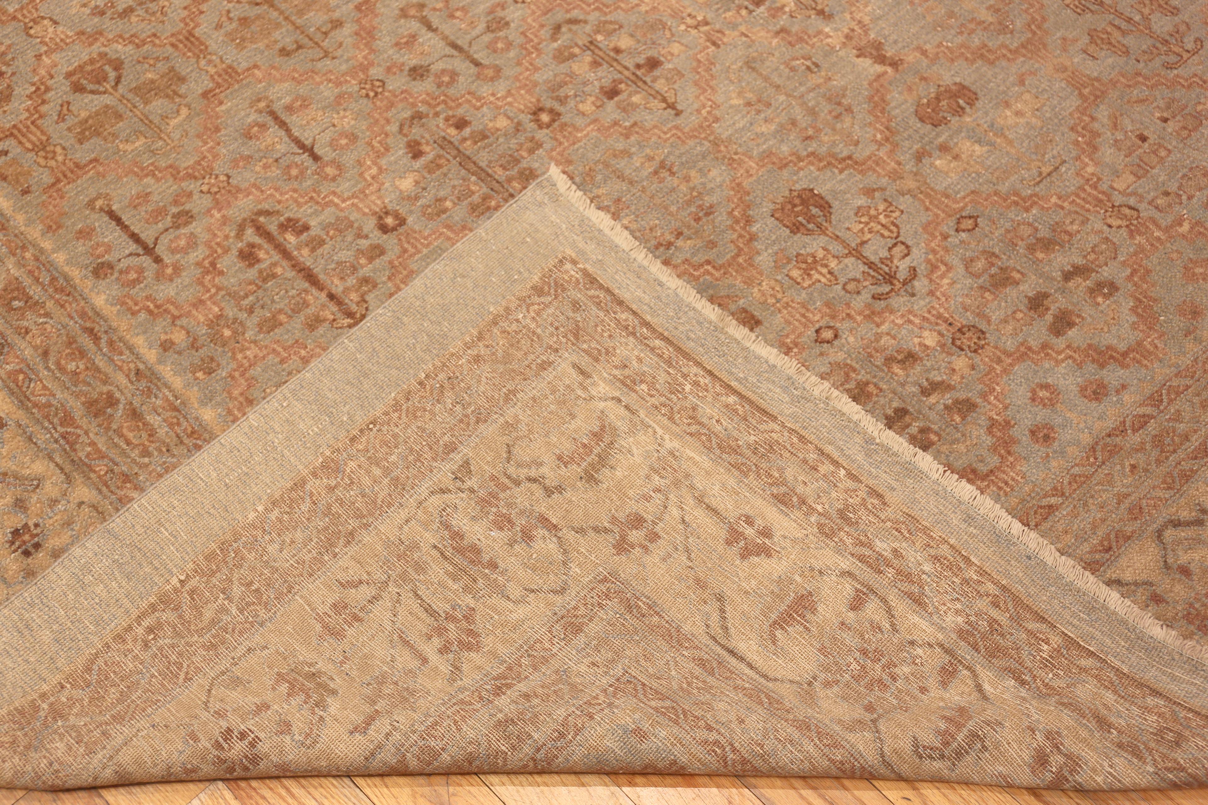 Lana Tappeto persiano antico grande Nazmiyal Collection 13 ft 4 in x 19 ft 3 in in vendita