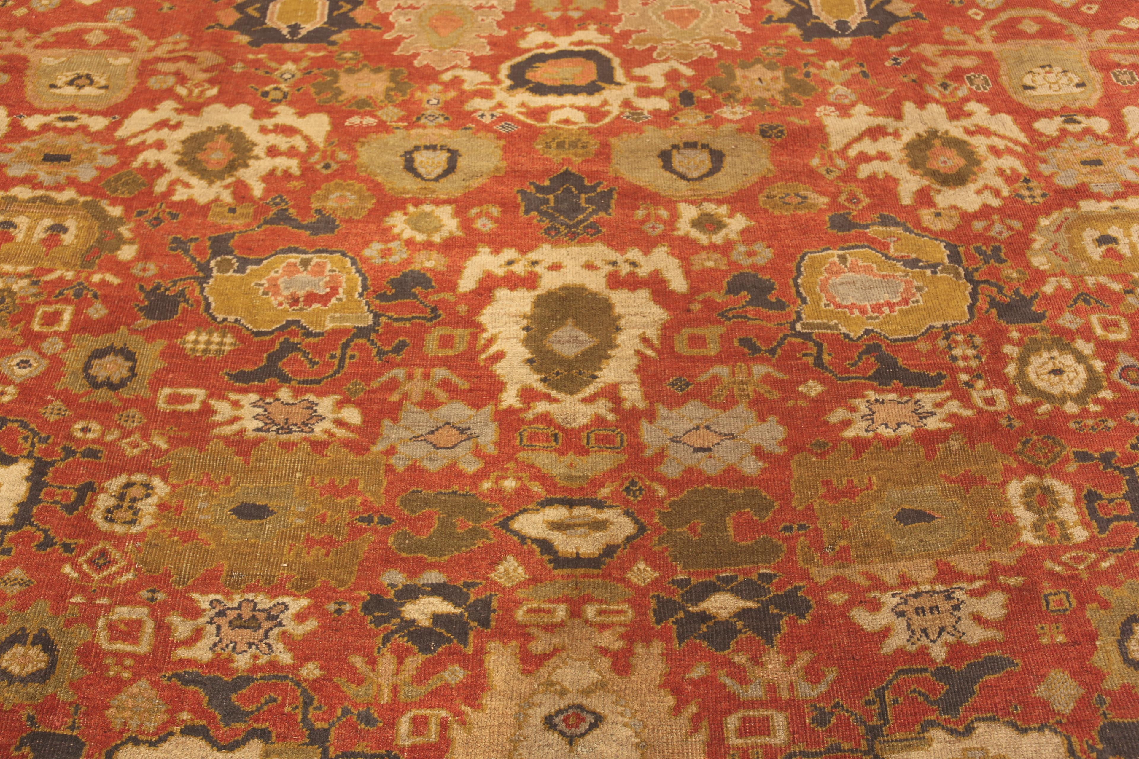 Großer antiker persischer Sultanabad-Teppich aus Sultanabad. 13 ft 5 in x 17 ft 2in im Zustand „Gut“ im Angebot in New York, NY
