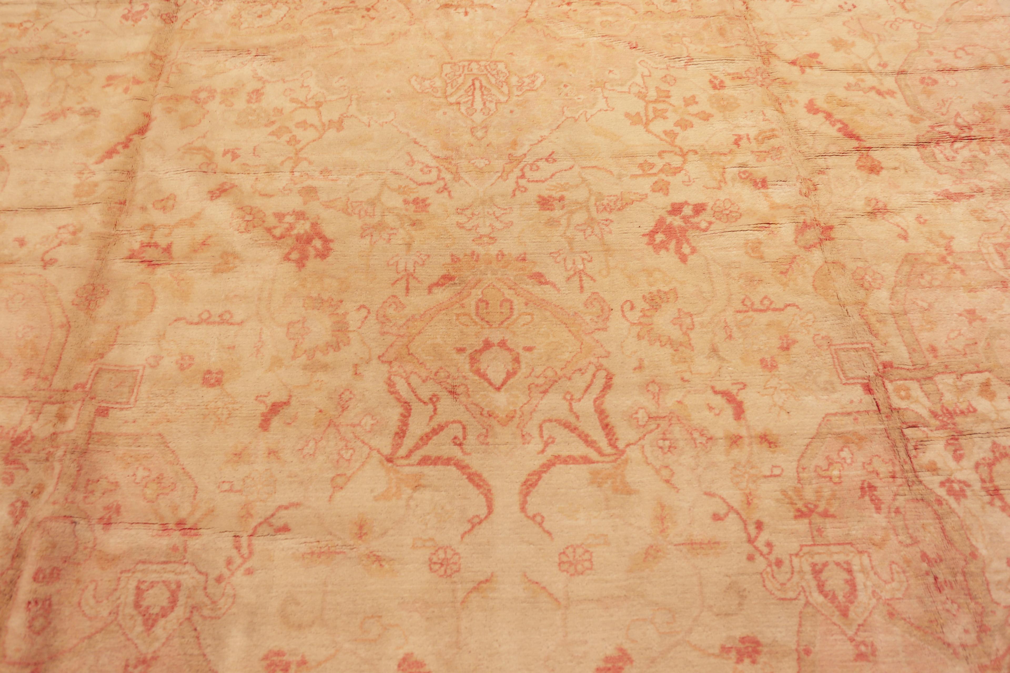 Collection Nazmiyal Collection Large Antique Turkish Oushak Rug 14 ft 4 in x 19 ft en vente 3