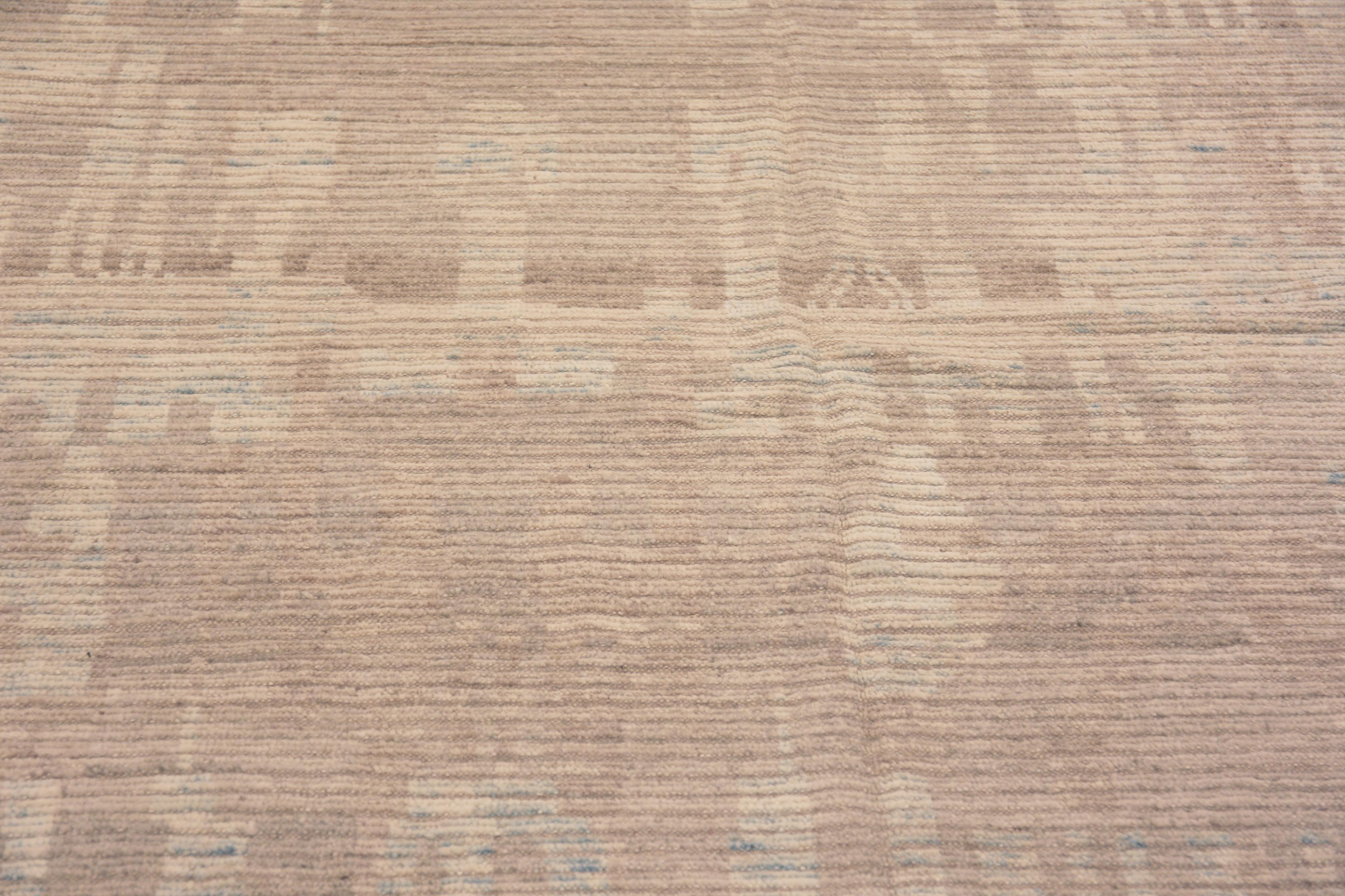 Nazmiyal Kollektion Großer hellblauer moderner Teppich im Abrash-Stammesstil 13'8
