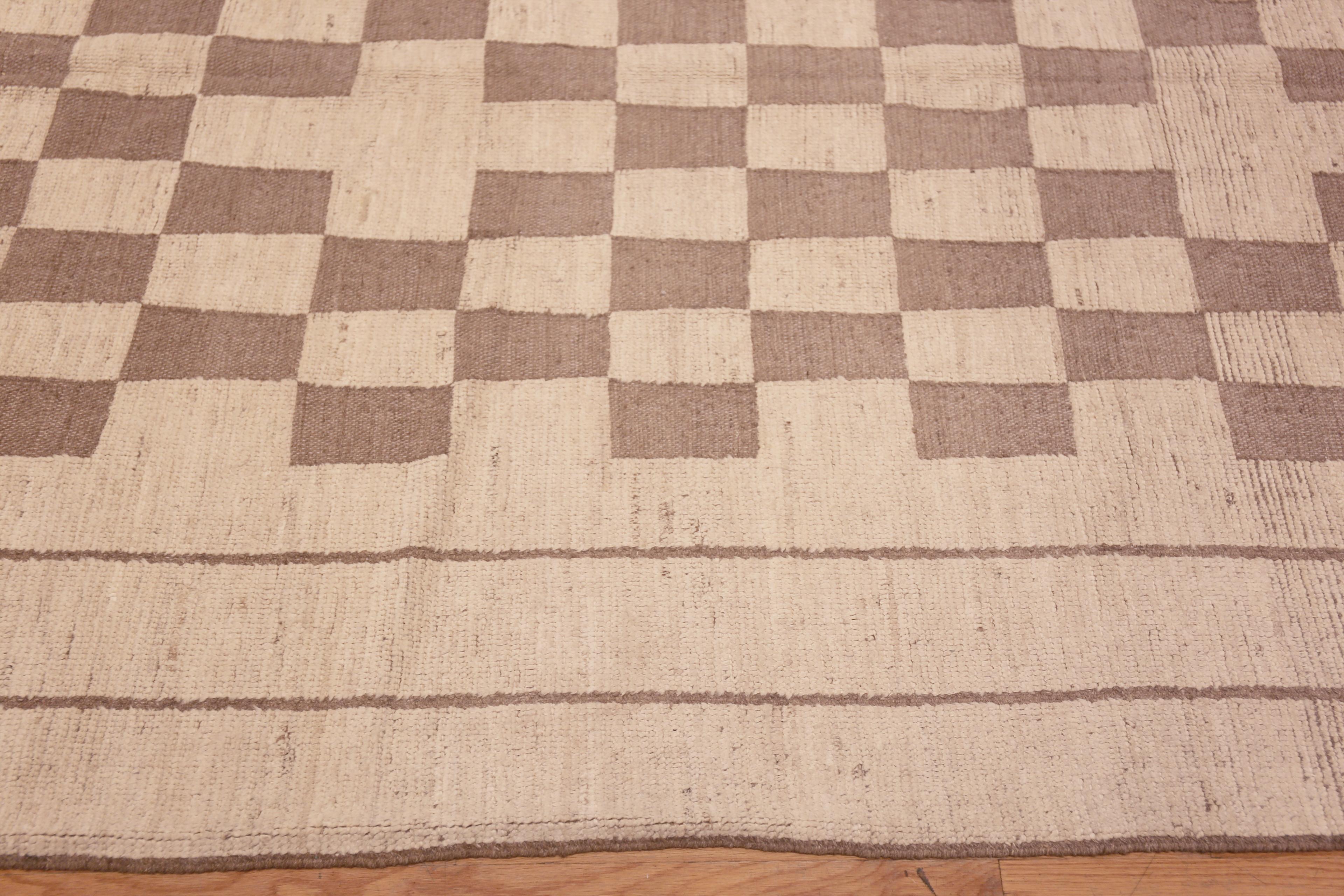 Nazmiyal Collection Light Brown Checkboard Design Modern Area Rug 8'5