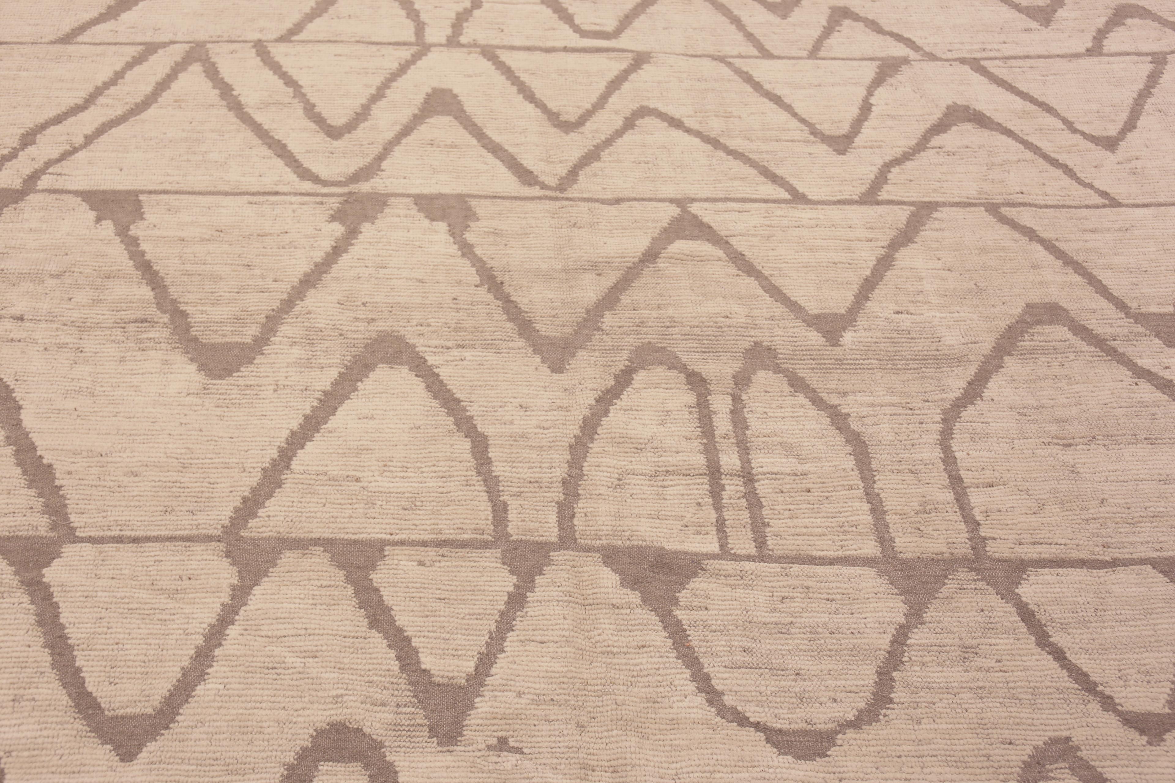 Centrasiatique Collection Nazmiyal - Design tribal clair - Tapis moderne de 20' x 24'4