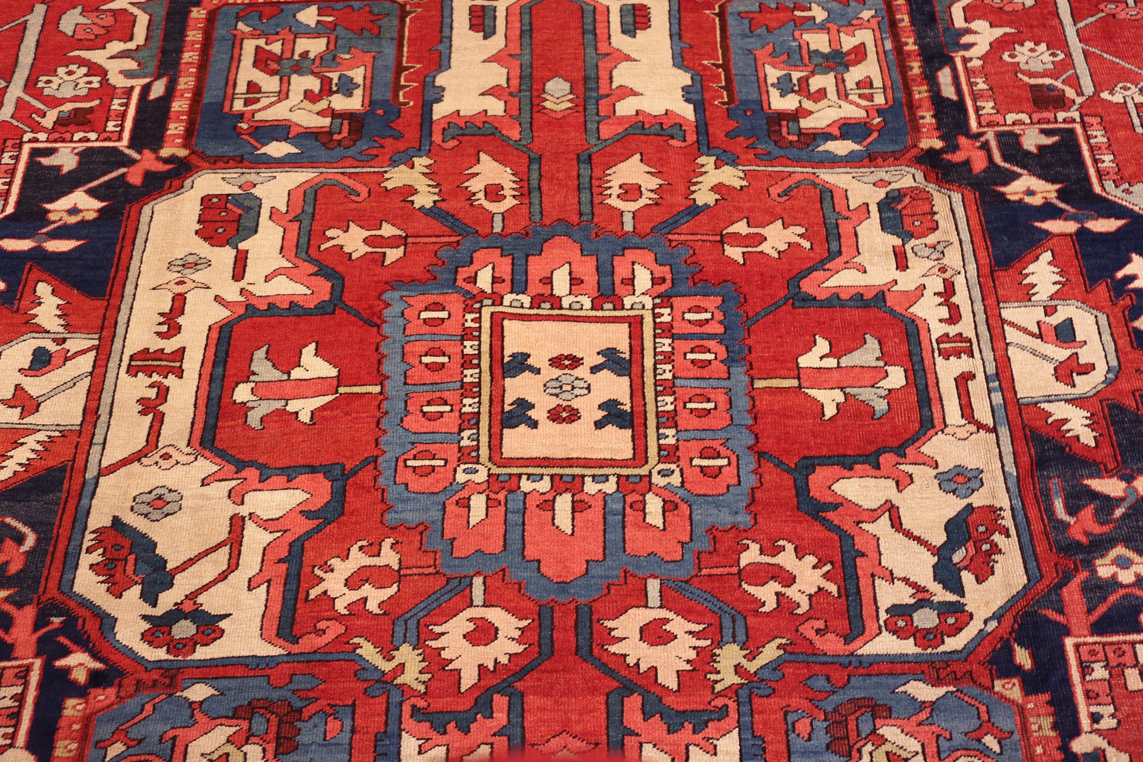 Nazmiyal Collection Masterfully Executed Large Antique Persian Heriz Serapi Rug In Good Condition For Sale In New York, NY
