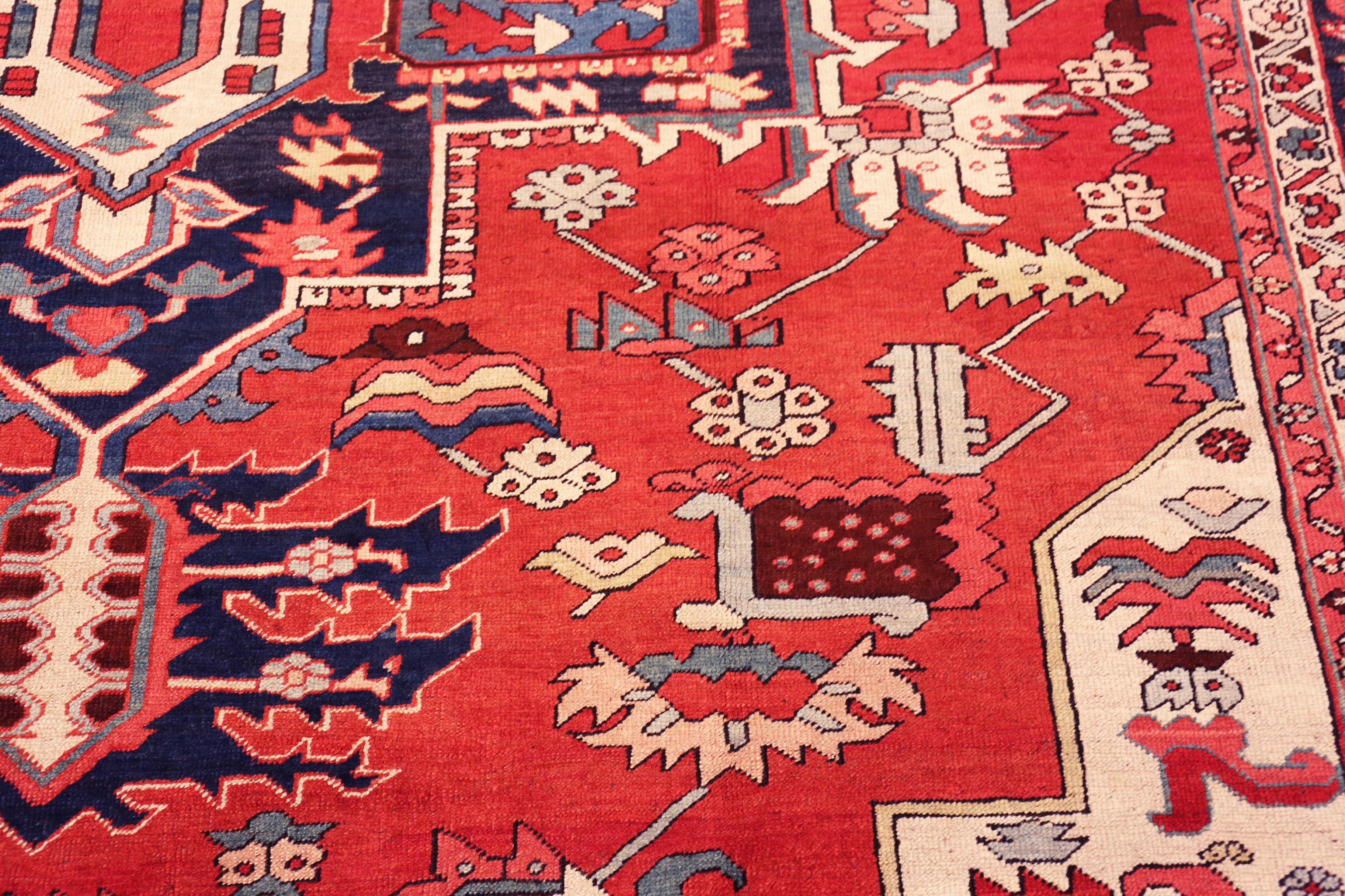 Nazmiyal Collection Masterfully Executed Large Antique Persian Heriz Serapi Rug For Sale 1