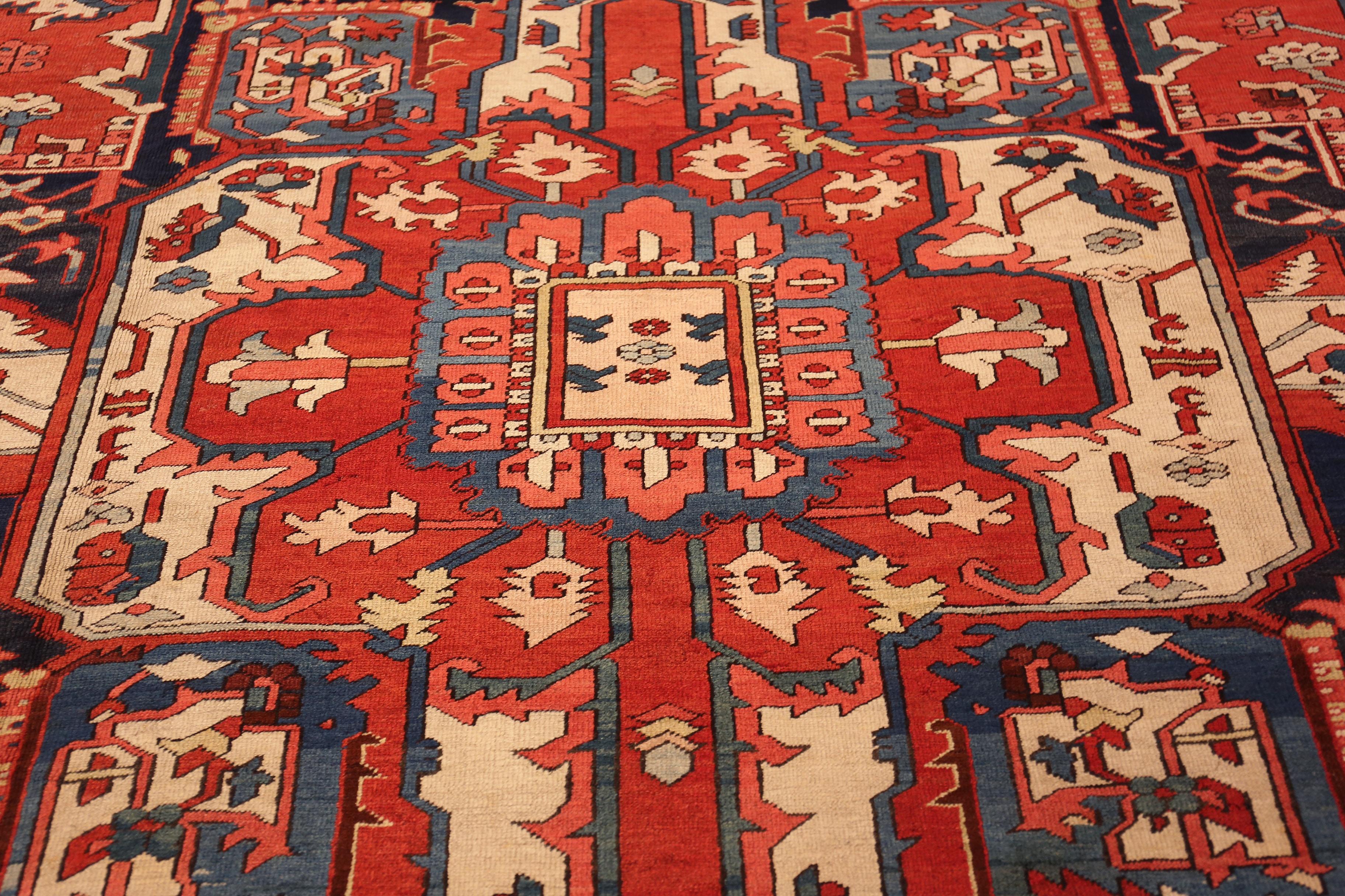 Nazmiyal Collection Masterfully Executed Large Antique Persian Heriz Serapi Rug For Sale 2
