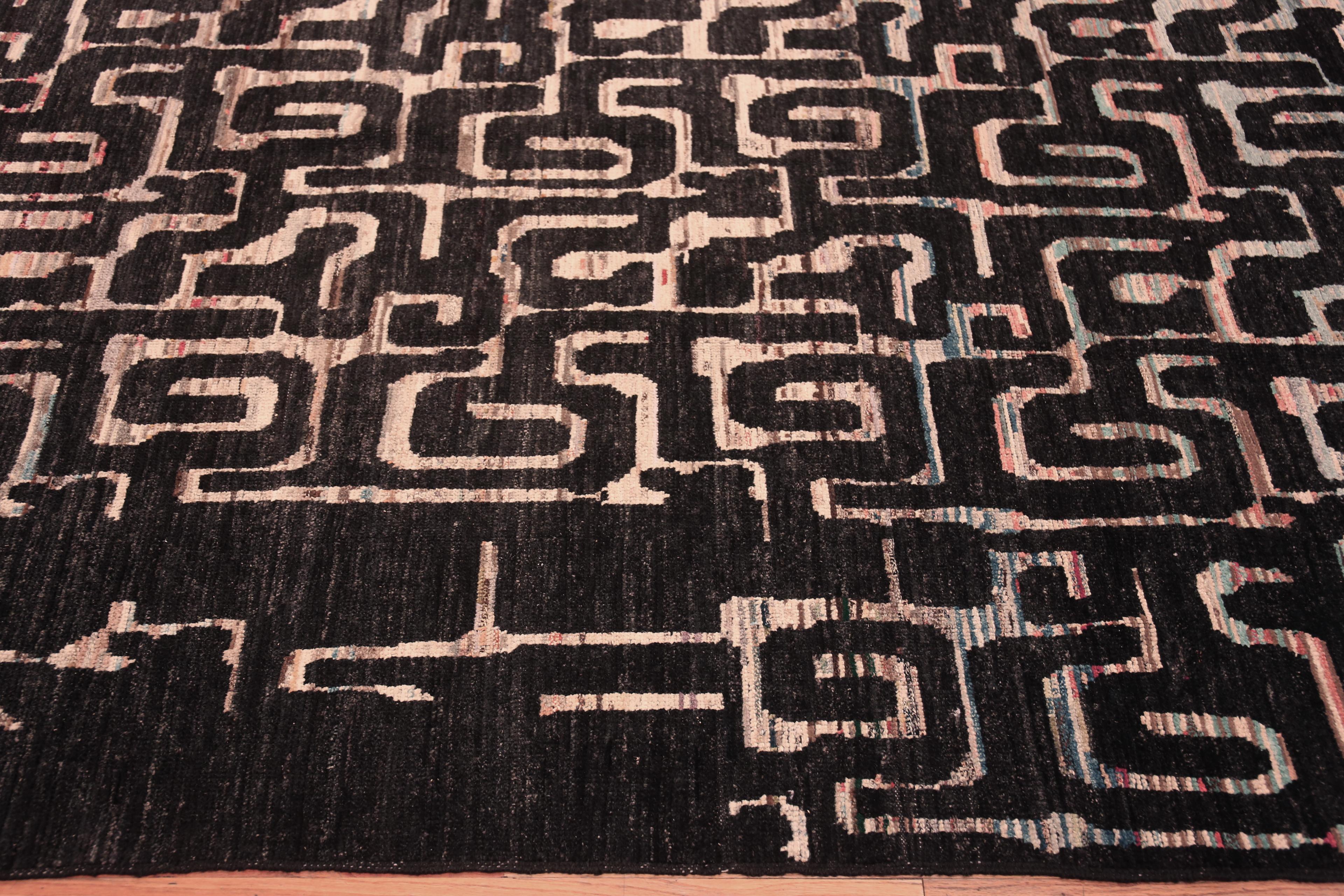 Wool Nazmiyal Collection Meandering Labyrinth Pattern Modern Area Rug 7'6