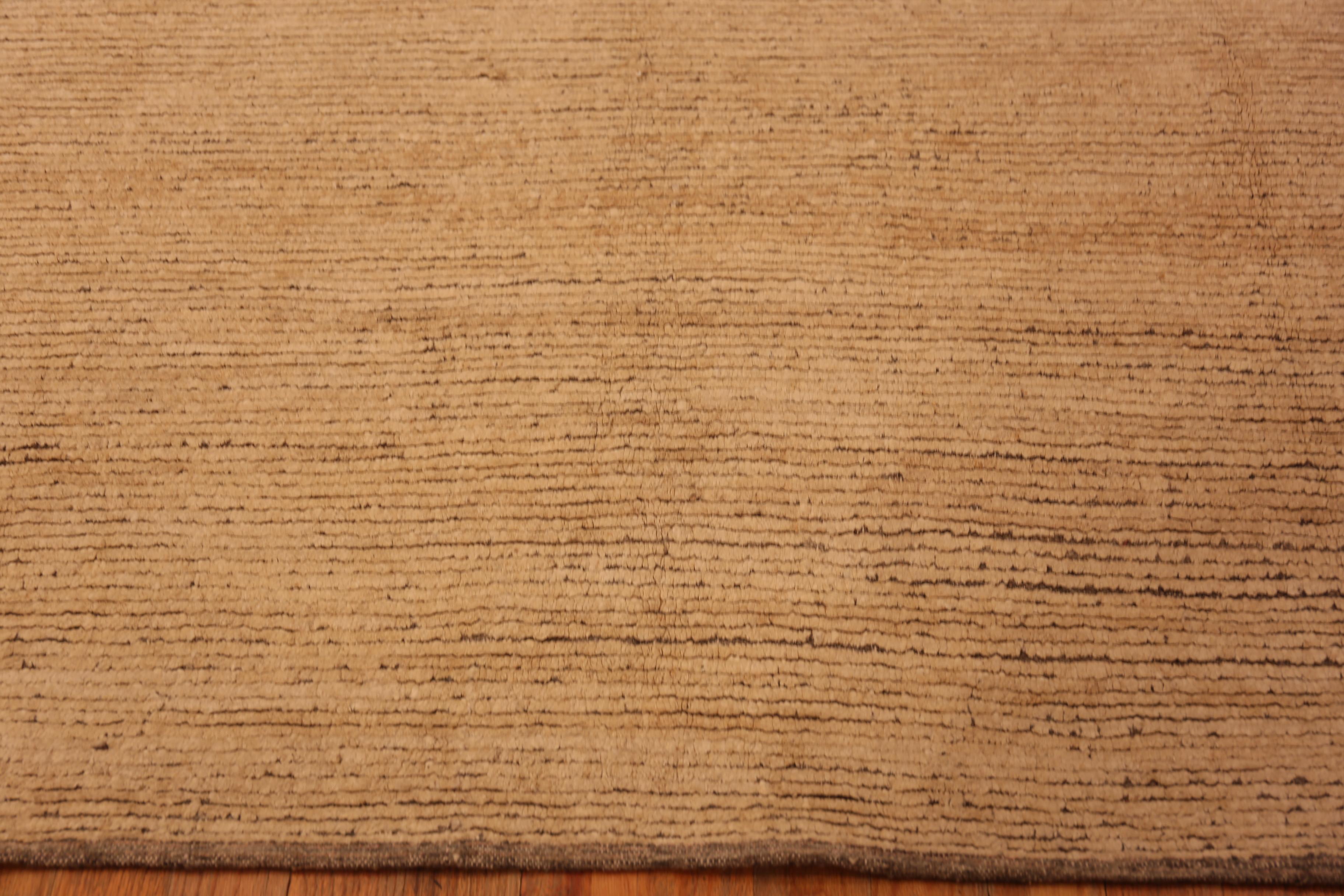 Moderne Collection Nazmiyal Collection Minimalist Cotton Rug 9 ft 8 in x 13 ft 11 in en vente