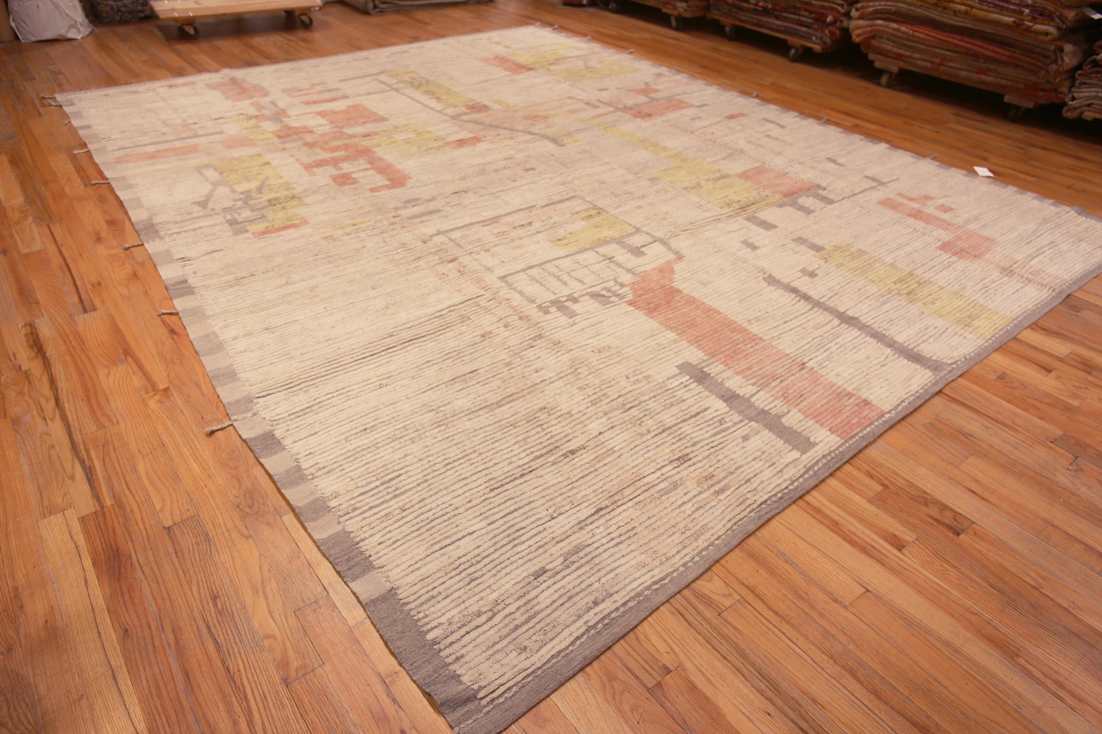 Gorgeous Abstract Minimalist Large Modern Central Asian Area Rug, Country of Origin: Central Asia, Circa date: Modern Rugs 