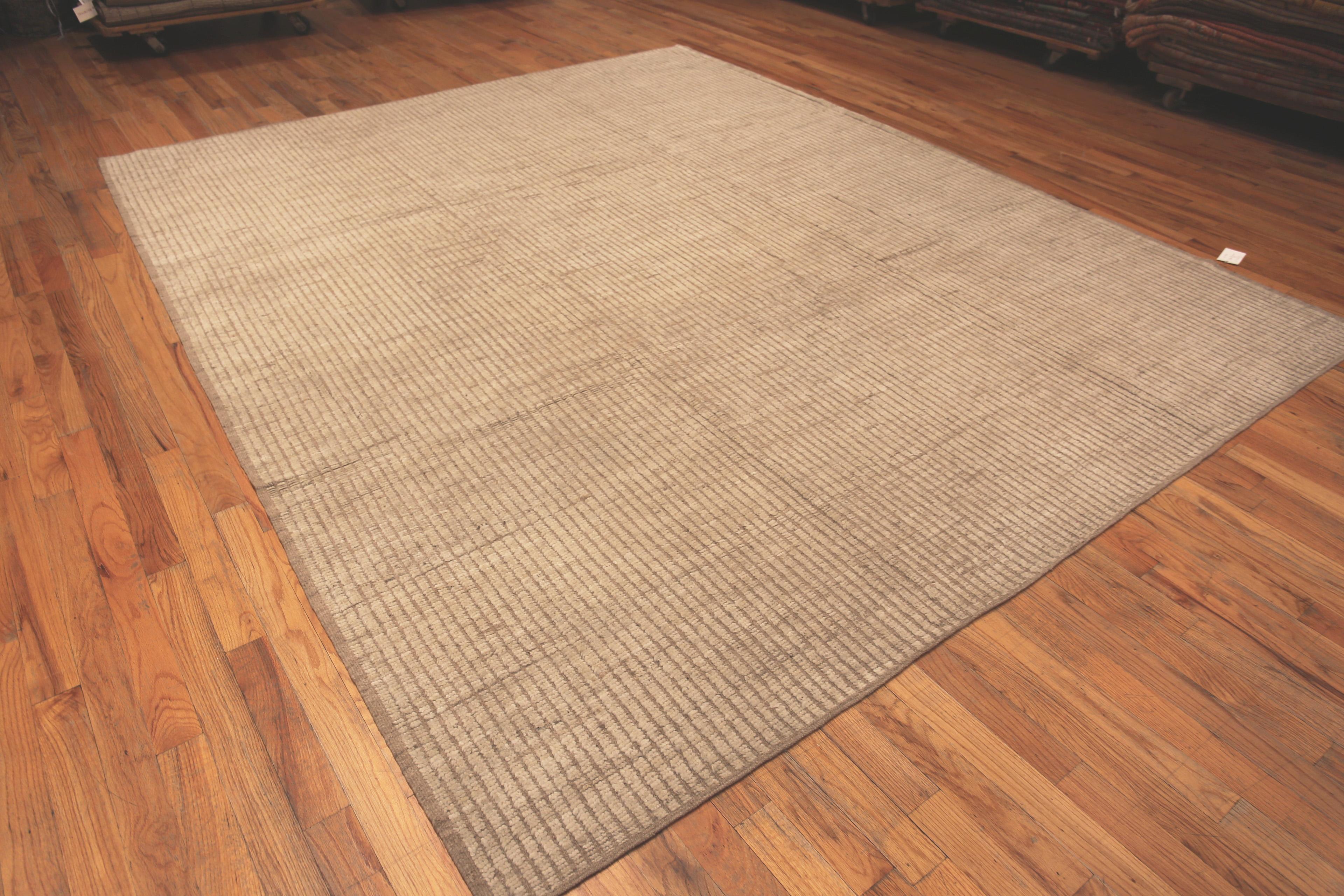 Hand-Knotted Nazmiyal Collection Minimalist Modern Contemporary Rug. 10 ft 1 in x 12 ft 2 in For Sale
