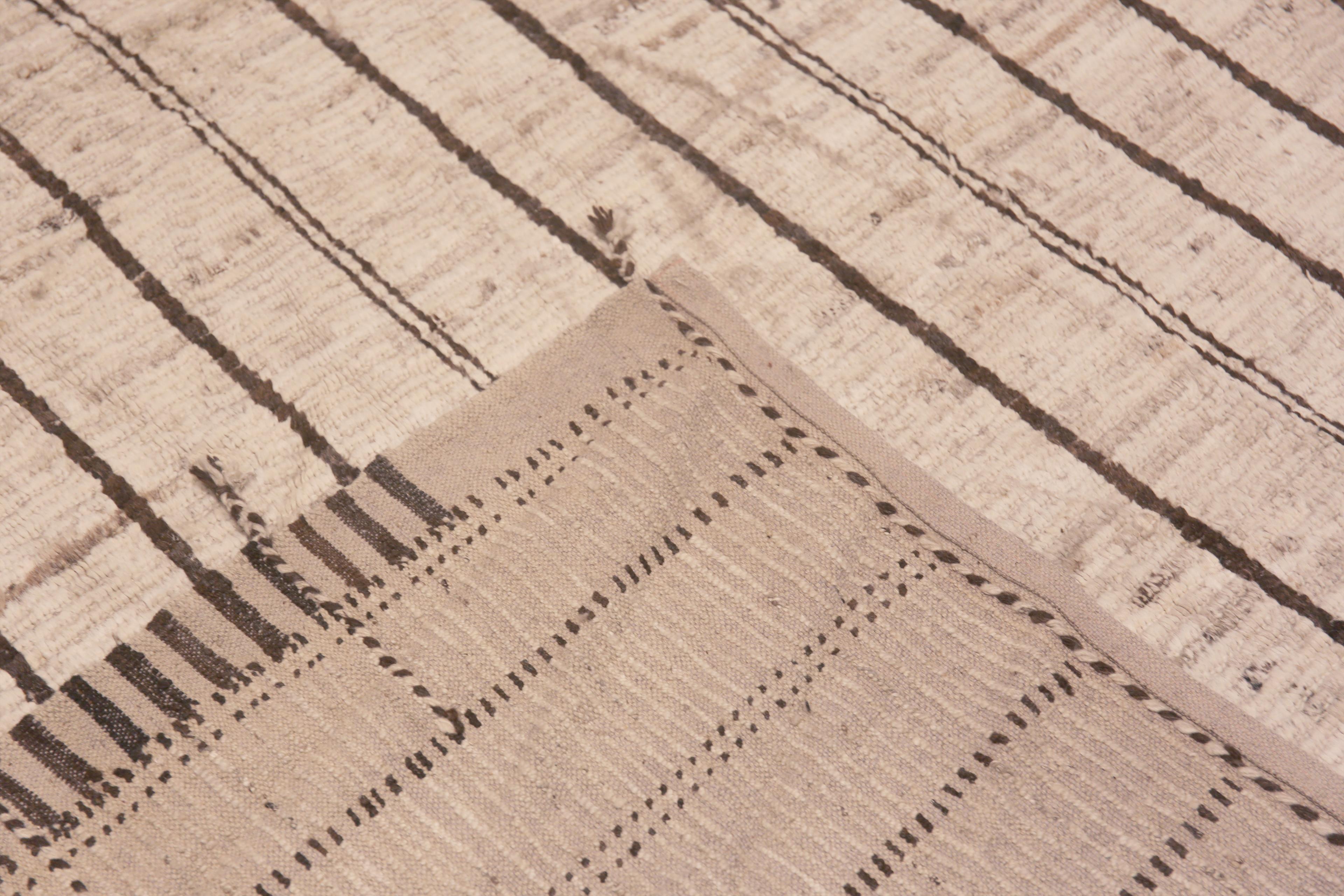 Nazmiyal Collection Minimalist Stripped Pattern Modern Area Rug 14' x 17'7