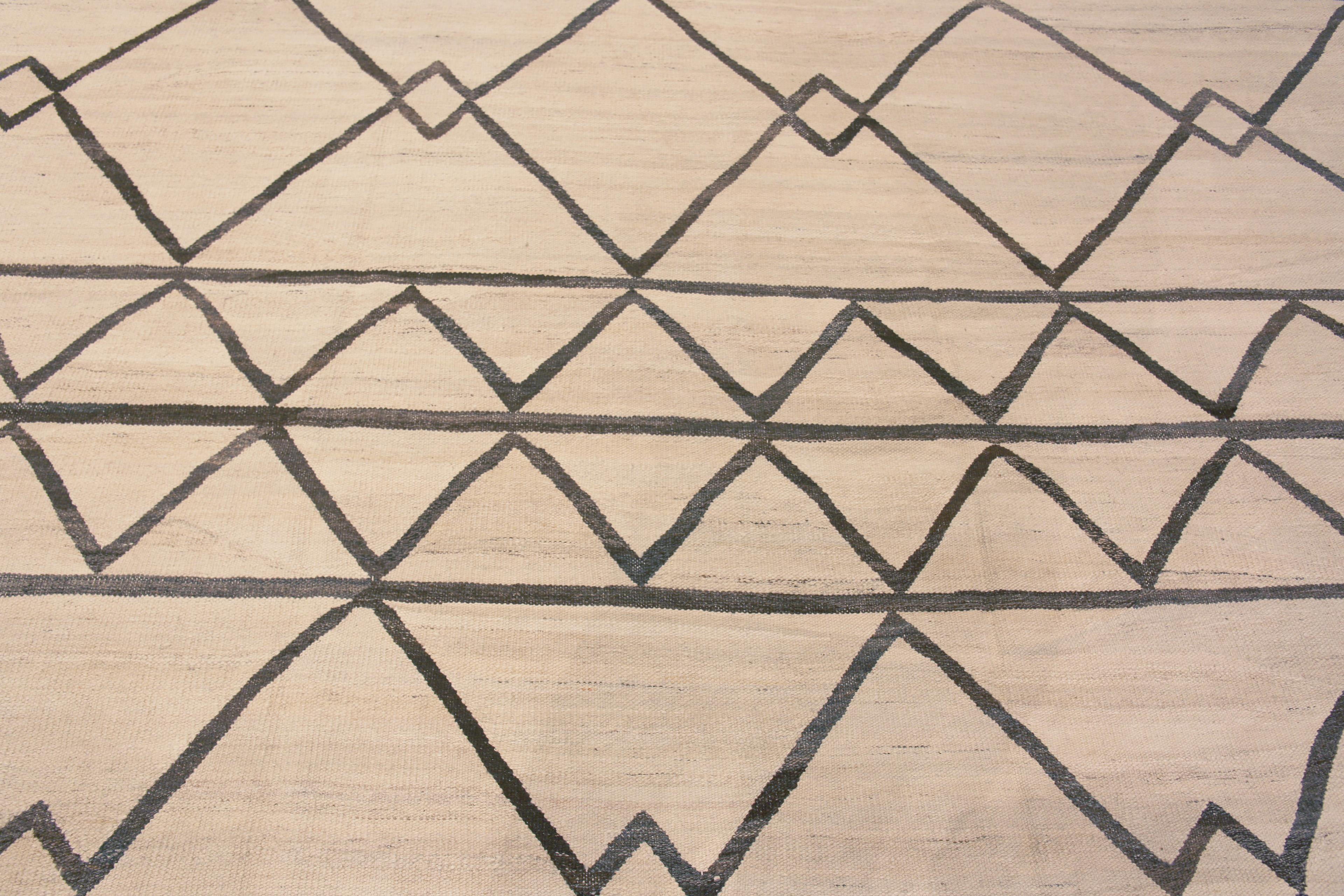 Annodato a mano Nazmiyal Collection Tappeto Kilim moderno marrone geometrico a tessitura piana 14'4