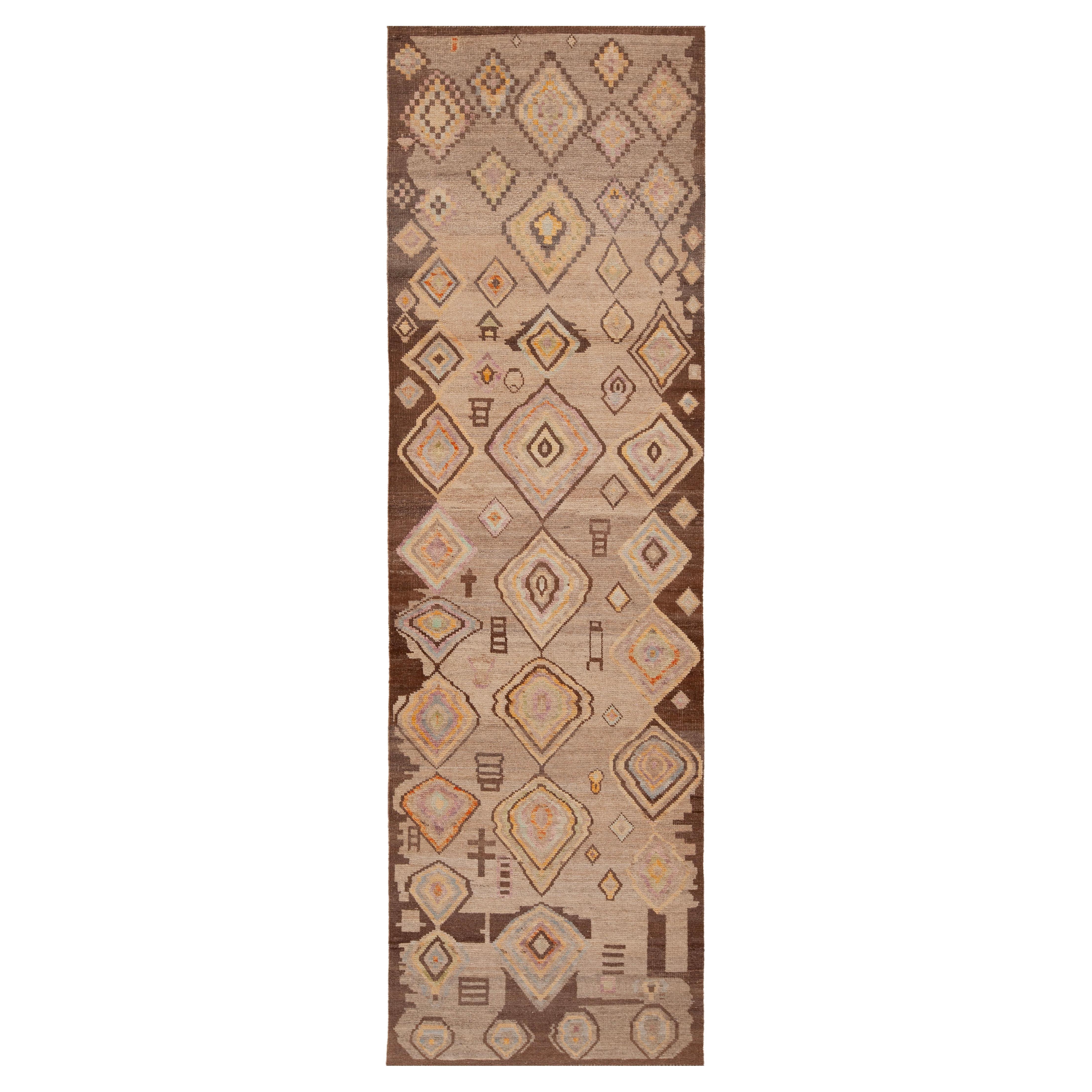 Nazmiyal Collection Modern Earth Tone Tribal Primitive Runner Rug 3' x 9'8" For Sale