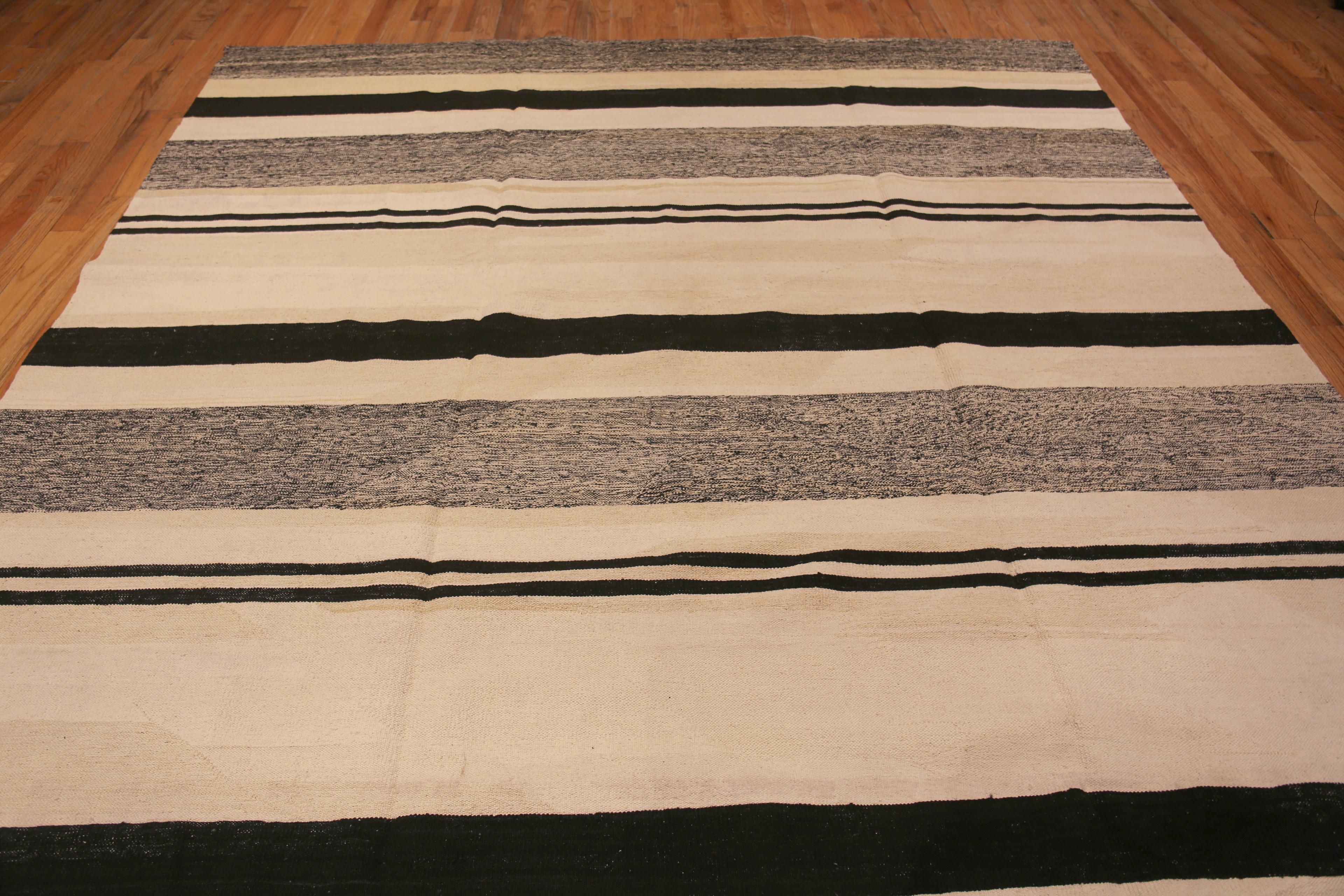 Wool Nazmiyal Collection Modern Flatweave Black and White Kilim Rug 9'10
