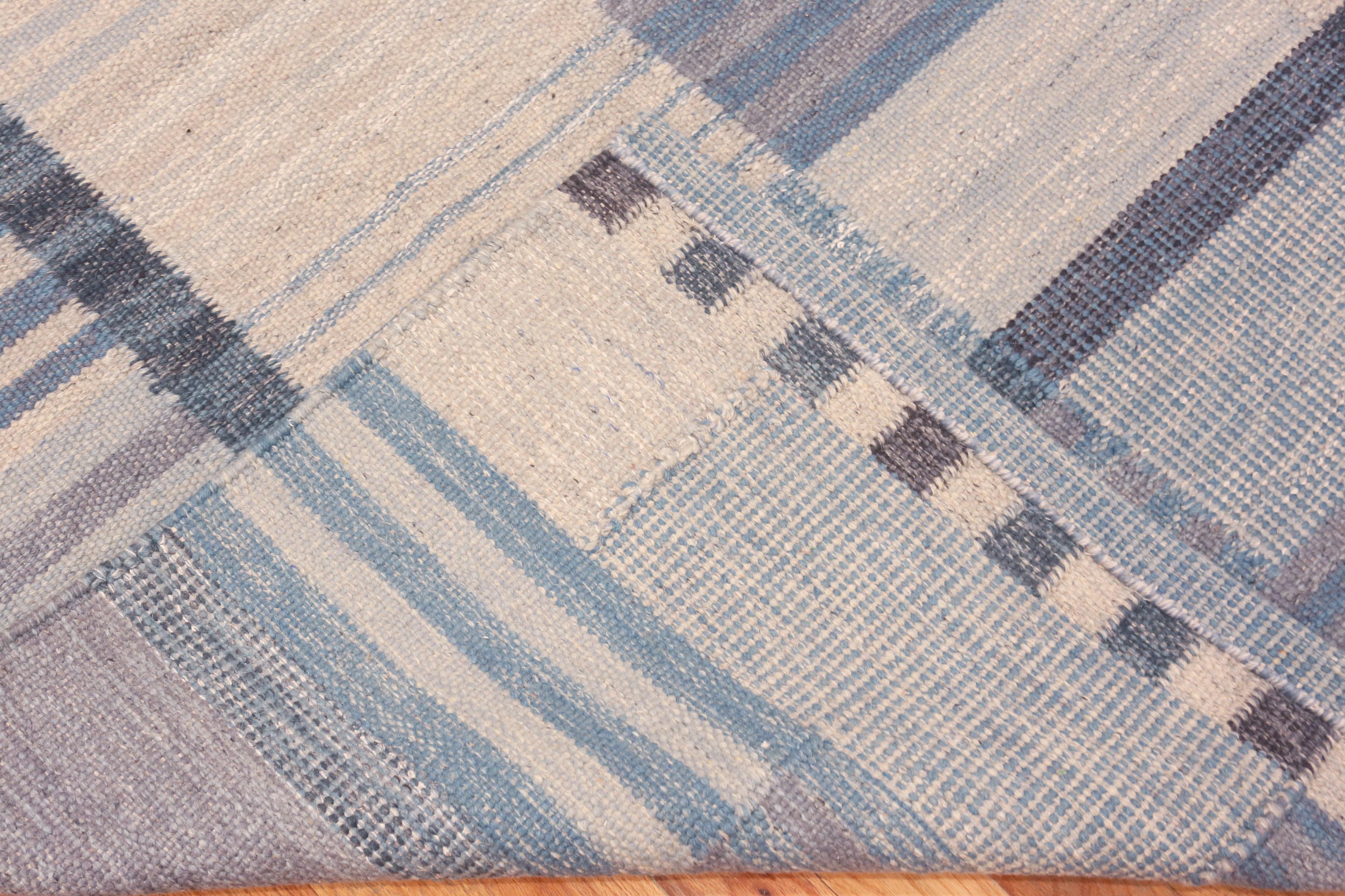 Nazmiyal Collection Modern Swedish Inspired Rug. 9 ft 2 in  x 12 ft 1 in  For Sale 1