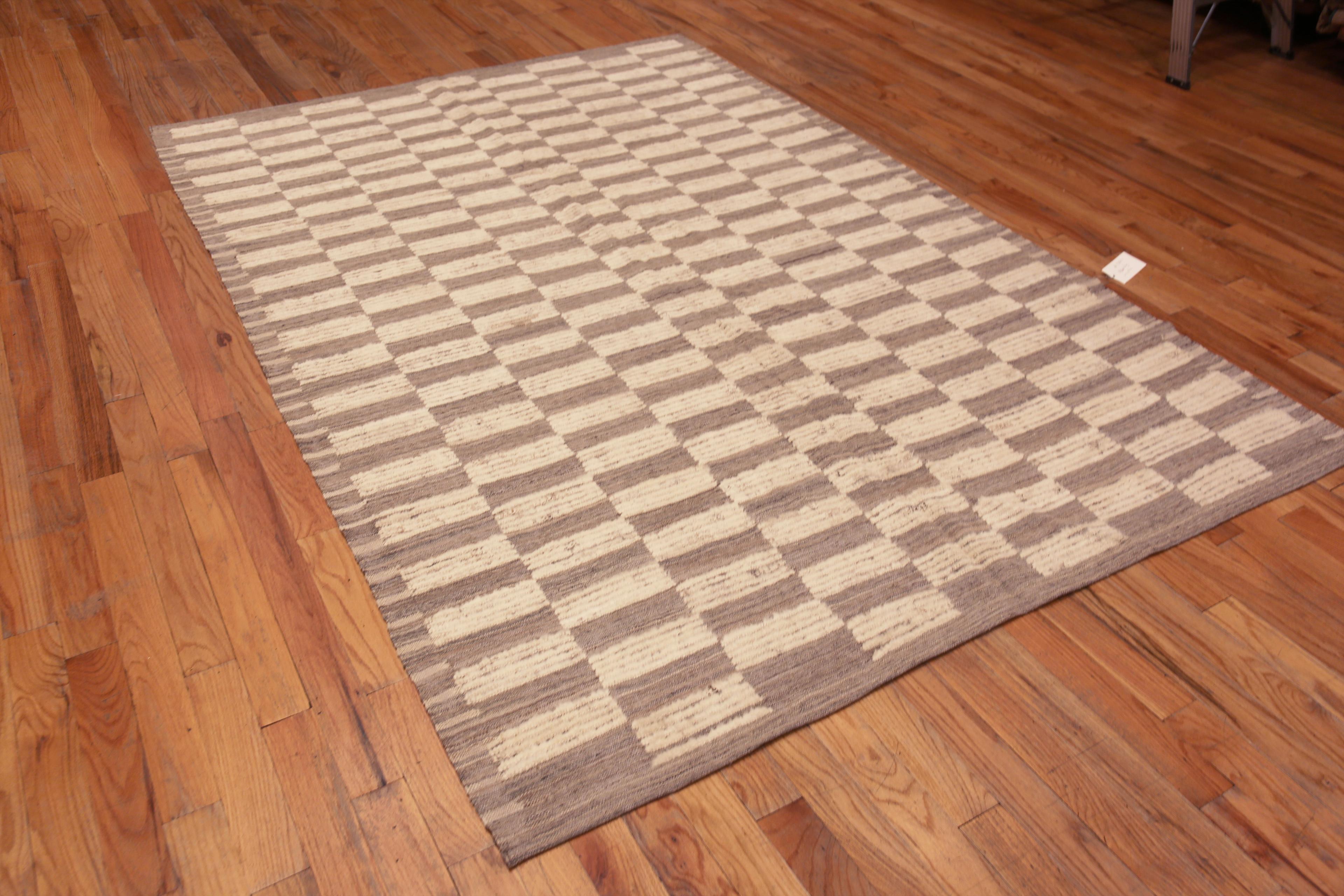 A Versatile And Decorative Modern Neutral Light Grey and Ivory Color Checkerboard Pattern Room Size Area Rug, Country of Origin: Central Asia, Circa Date: Modern Rug 