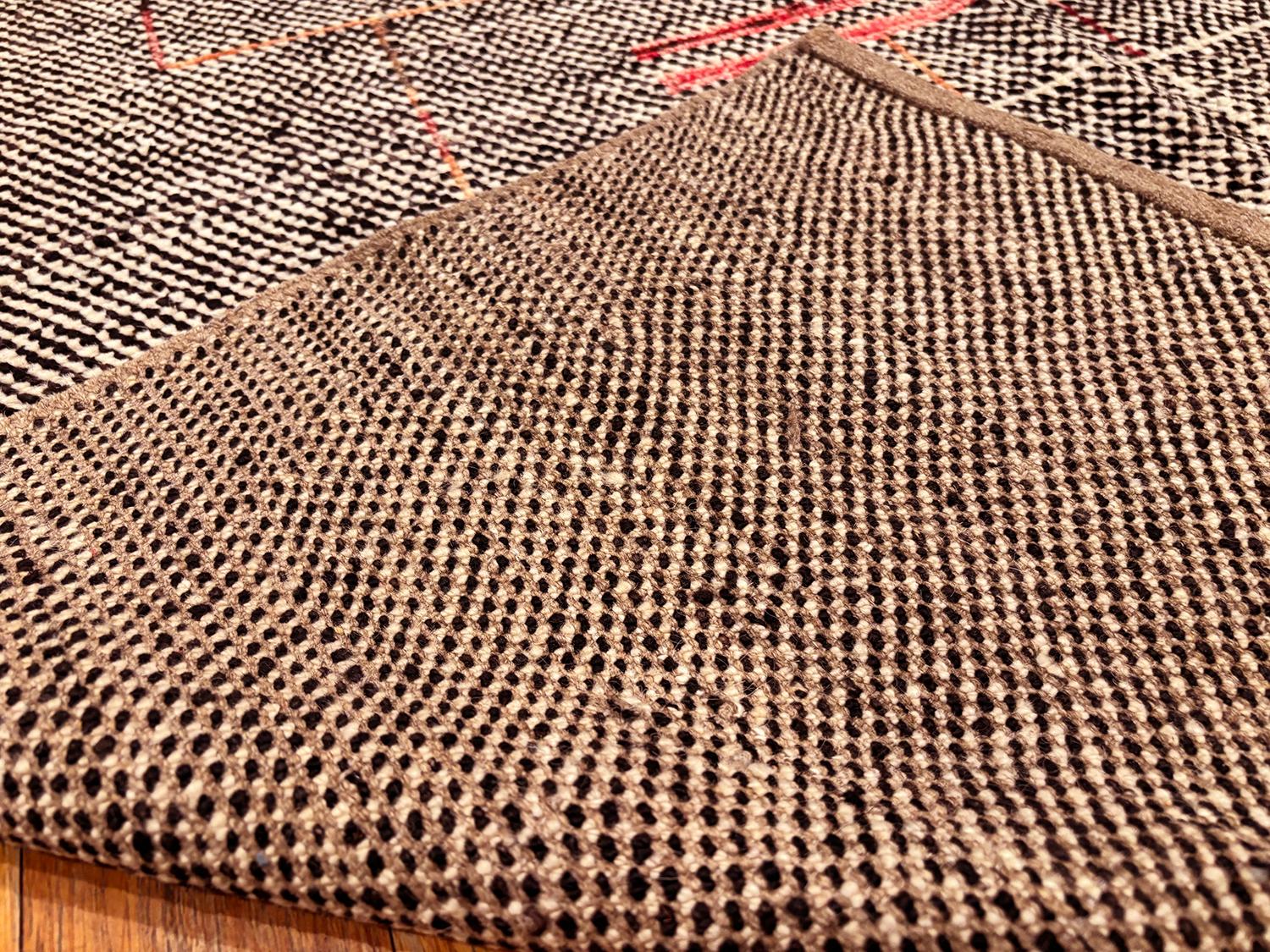 Nazmiyal Collection Moderne Neutralton Minimalist Teppich 8 ft 10 in x 11 ft 11 in im Angebot 3