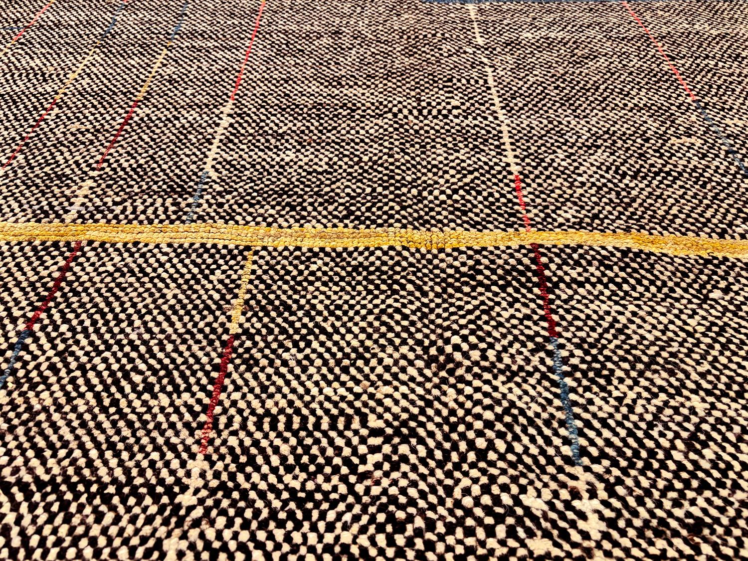 Nazmiyal Collection Moderne Neutralton Minimalist Teppich 8 ft 10 in x 11 ft 11 in im Zustand „Neu“ im Angebot in New York, NY