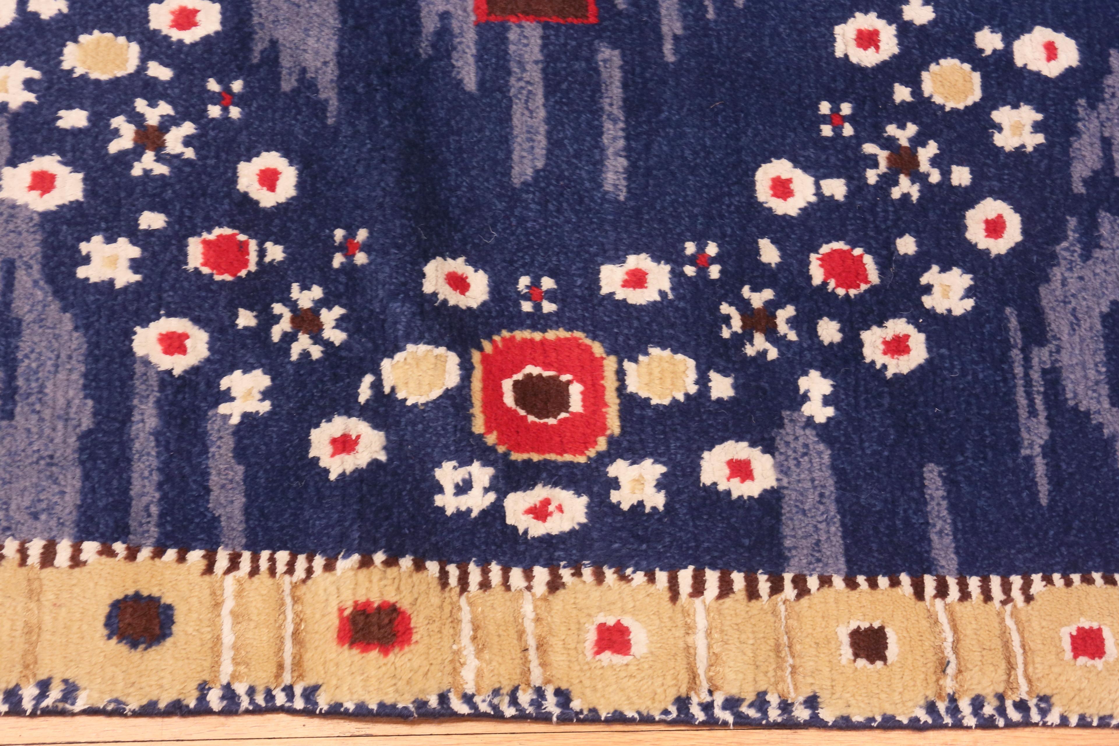 Scandinavian Modern Nazmiyal Collection Modern Silk And Wool Swedish Inspired Rug