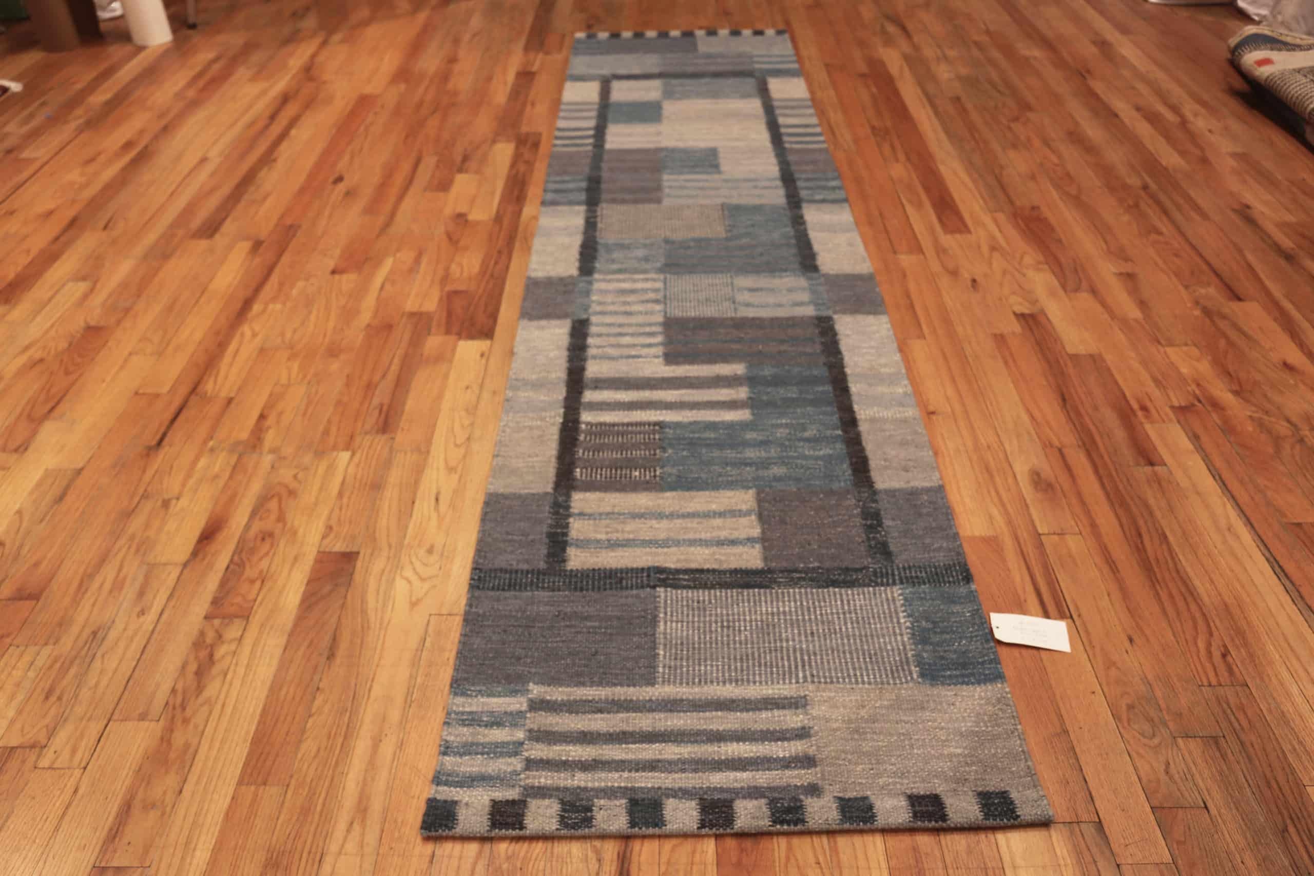 Nazmiyal Collection Modern Swedish Inspired Kilim Runner. 3 ft 1 in x 12 ft  In New Condition In New York, NY