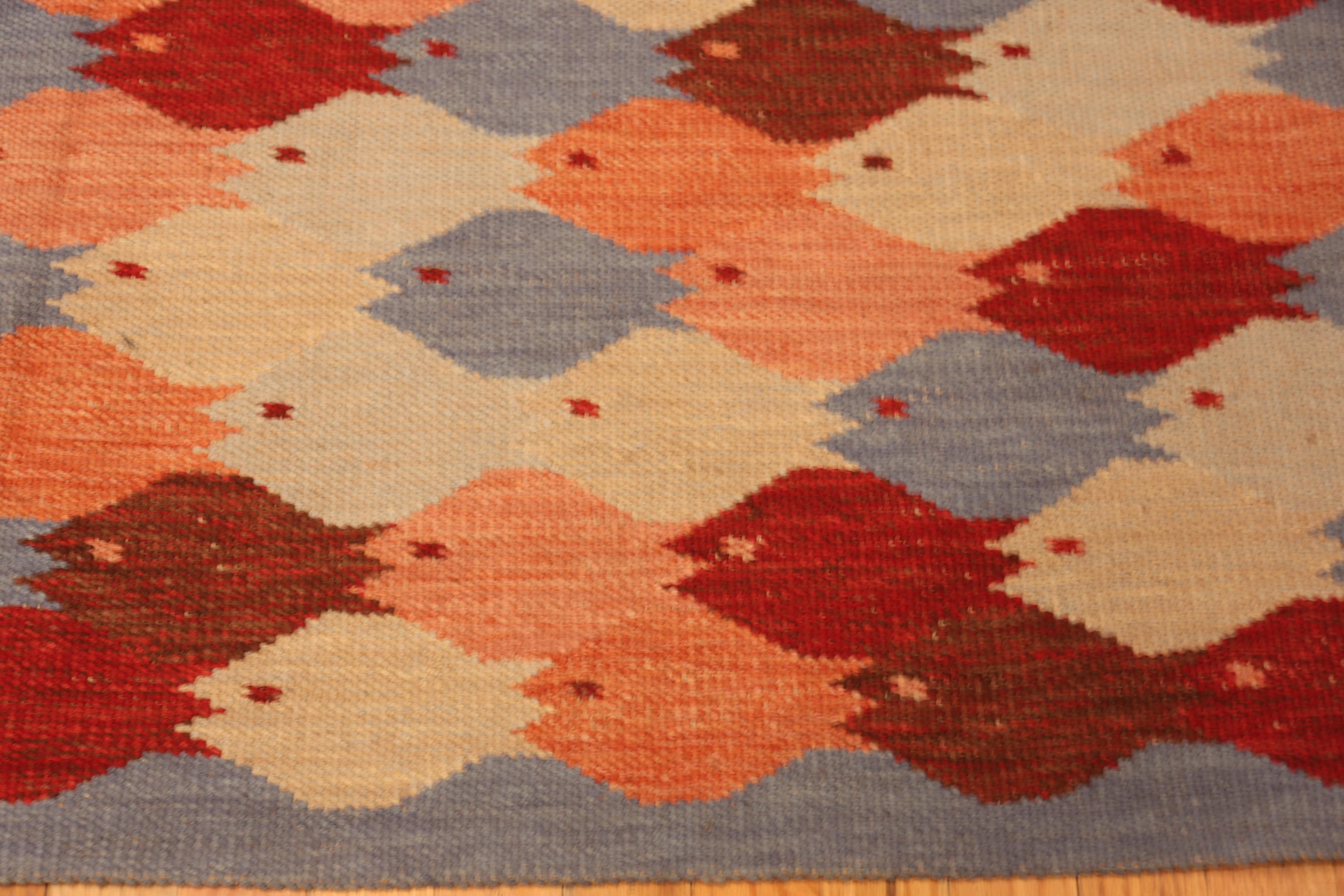 Afghano Nazmiyal Collection Tappeto Kilim moderno in stile svedese 4 ft 2 in x 6 ft in vendita