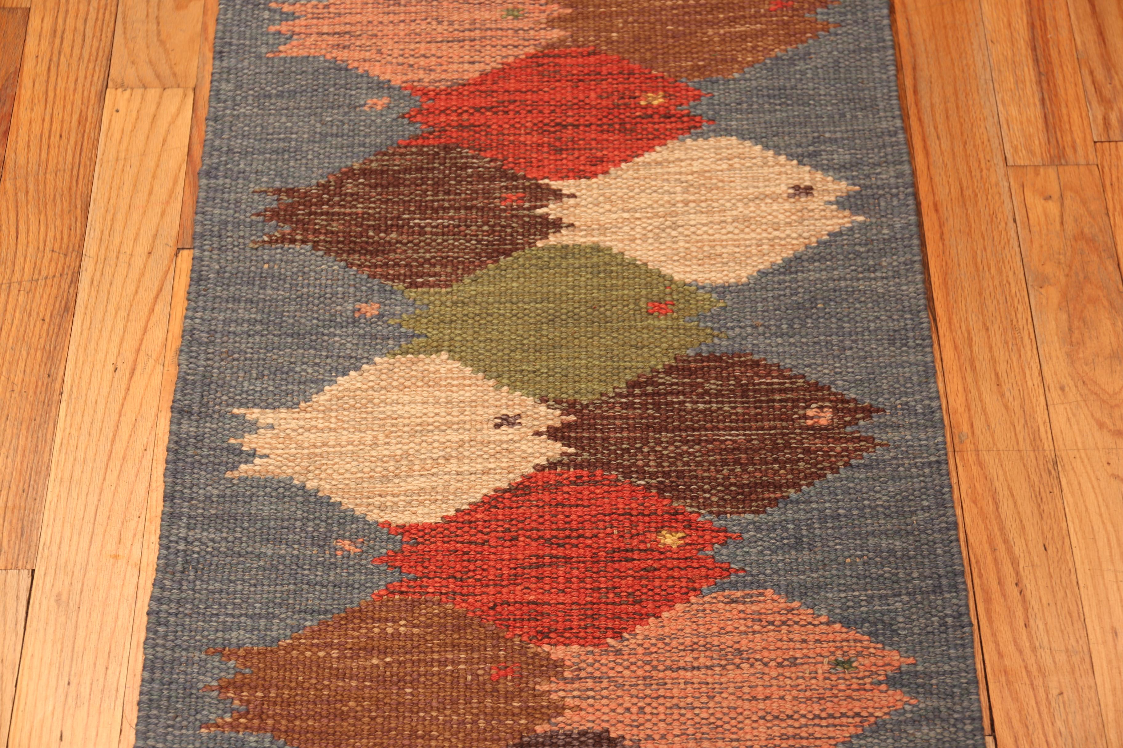 Scandinavo moderno Nazmiyal Collection Tappeto Kilim moderno in stile svedese 2 ft 1 in x 10 ft 3 in in vendita