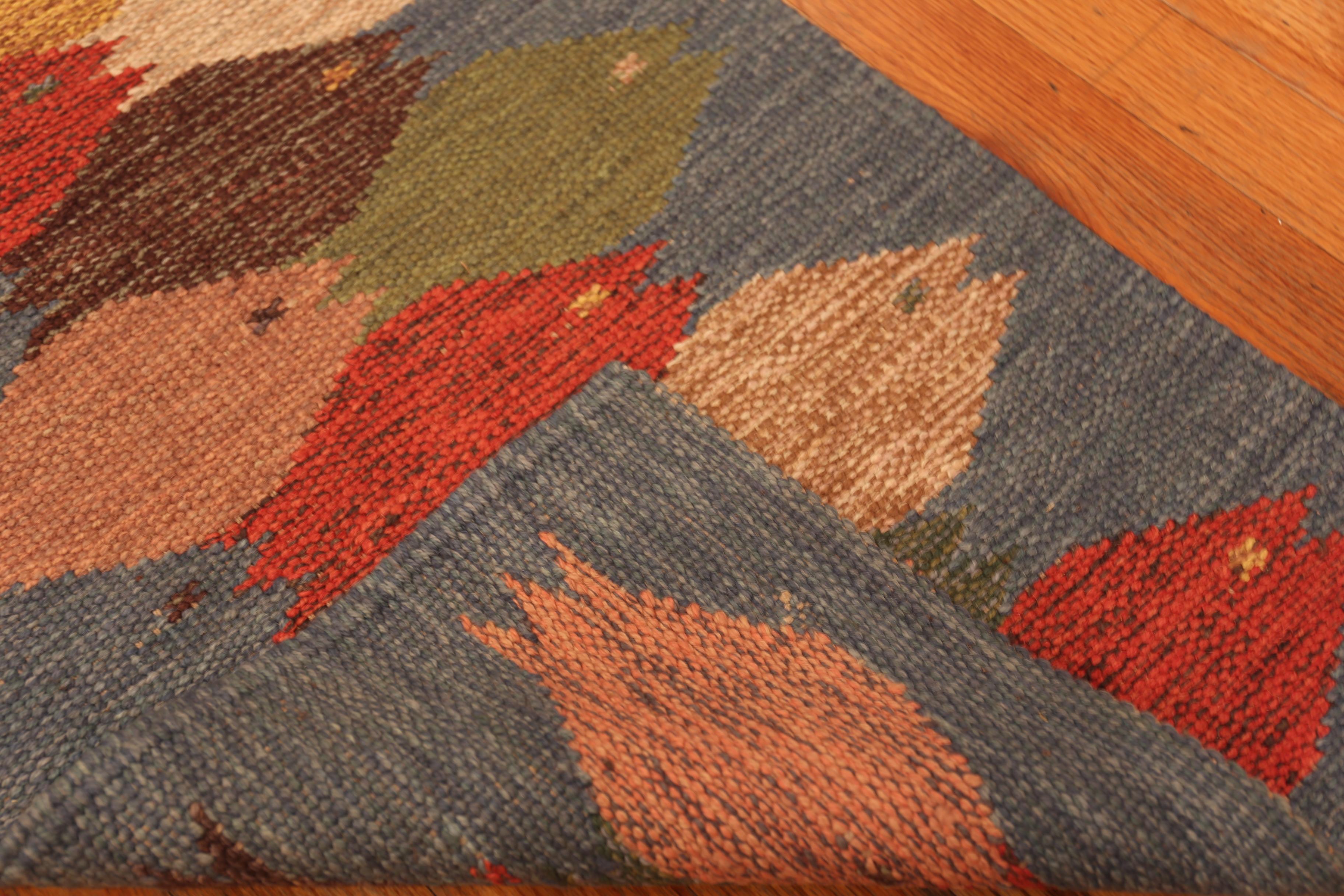 Afghano Nazmiyal Collection Tappeto Kilim moderno in stile svedese 2 ft 1 in x 10 ft 3 in in vendita