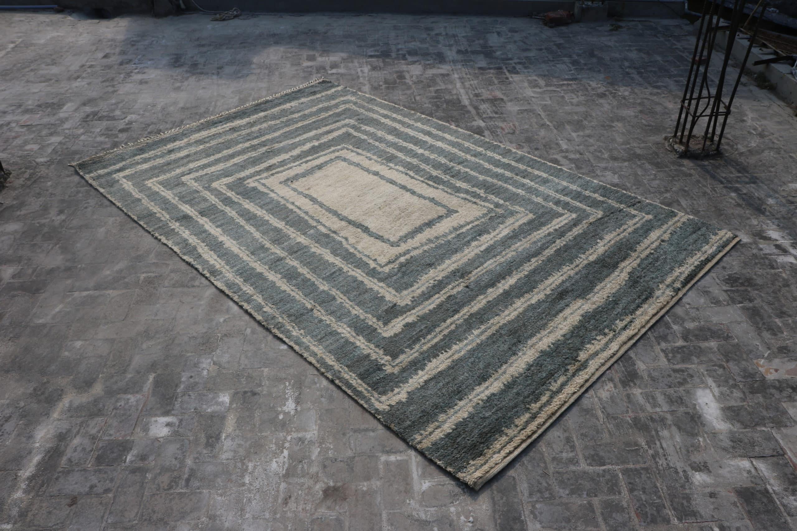 Pakistani Nazmiyal Collection Modern Transitional Rug. 7 ft x 11 ft 