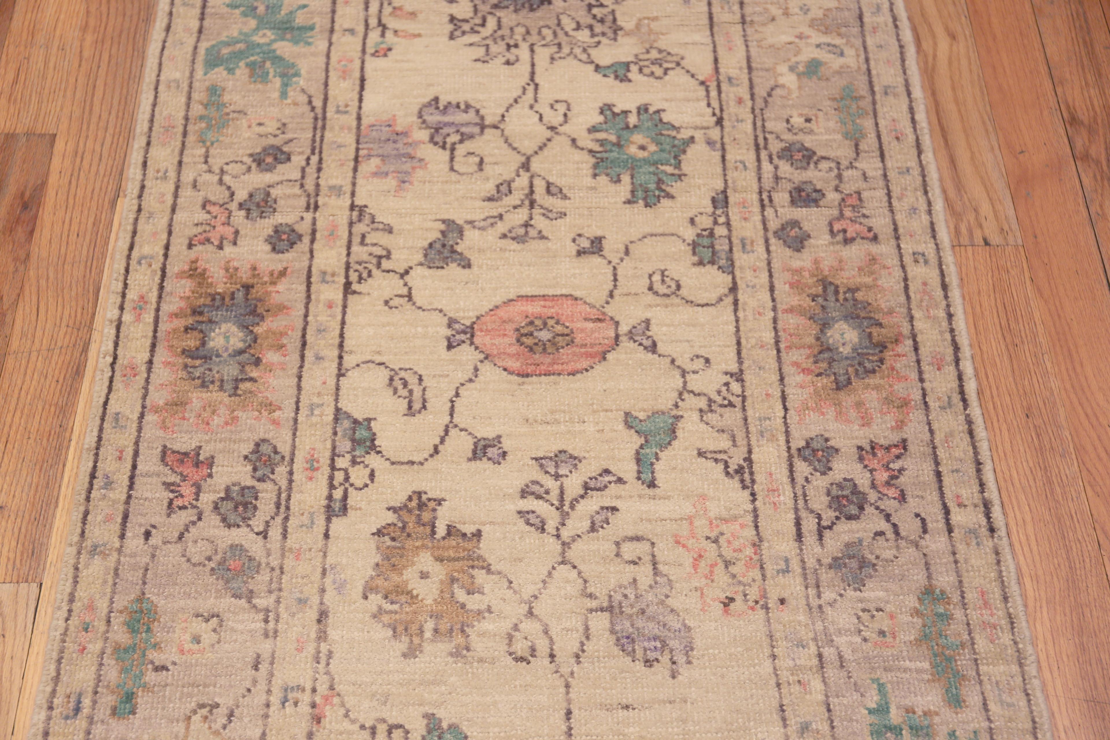 Moderne Collection Nazmiyal, motif turc Oushak moderne, tapis de couloir de couloir 3' x 9'3