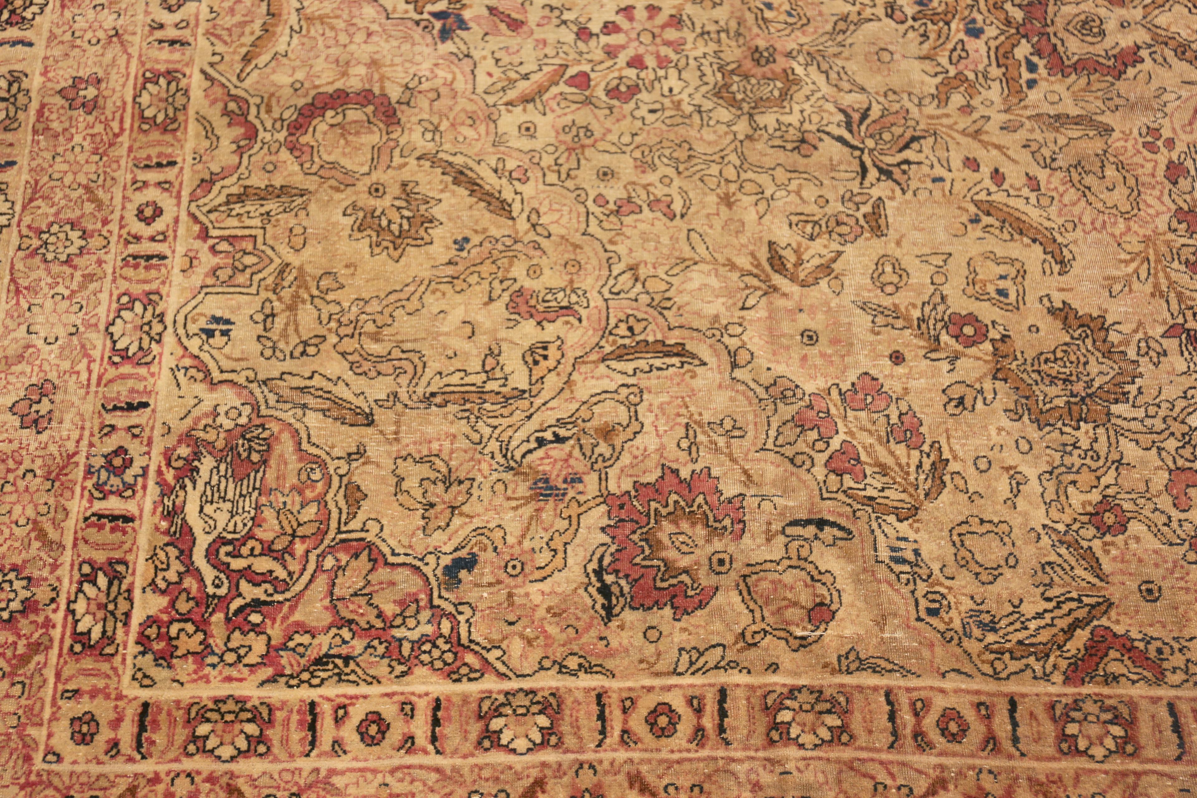 Lana Tappeto Nazmiyal Collection Neutral Floral Antique Kerman 12 ft 5 in x 15 ft 4 in in vendita