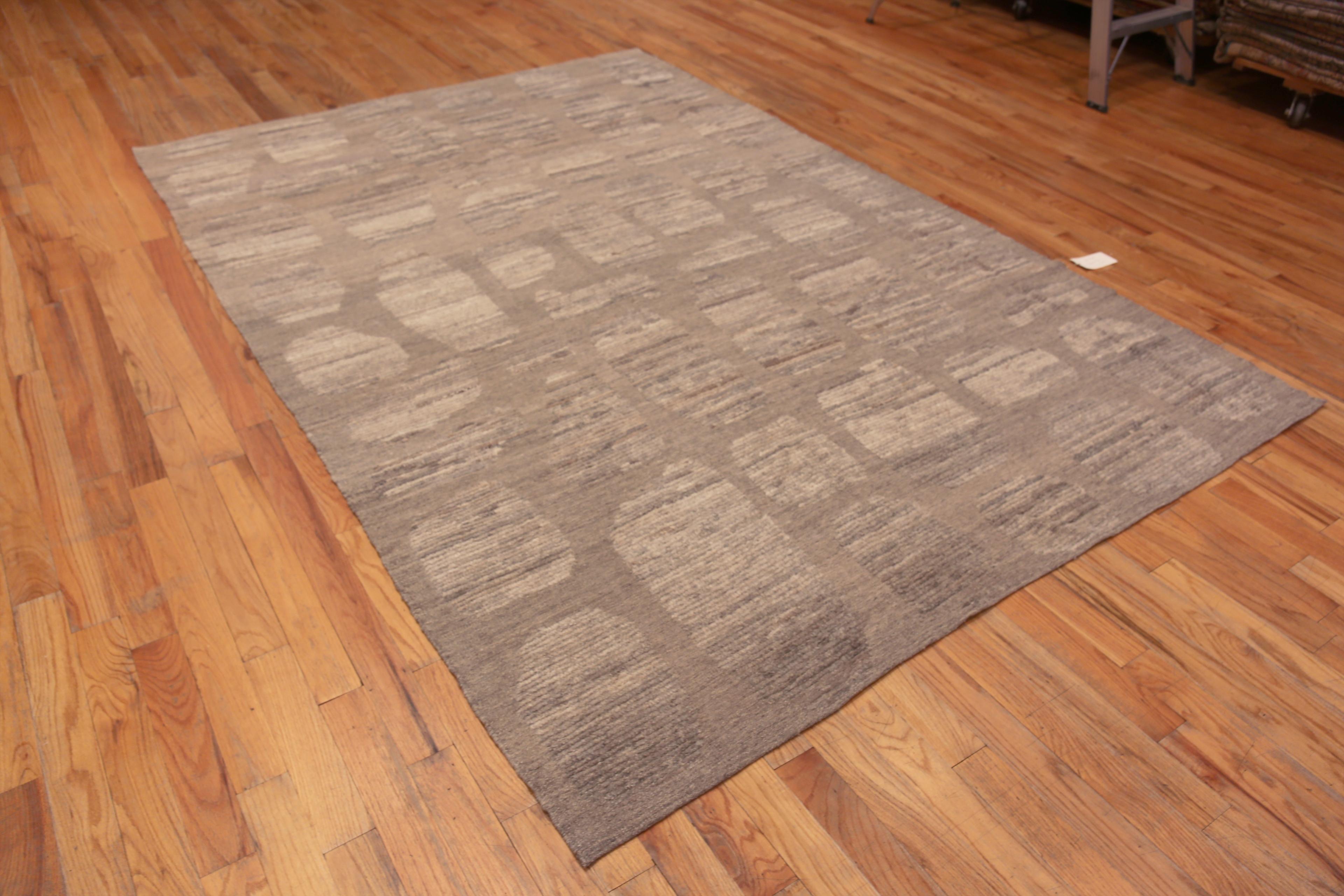 A Beautifully Decorative Soft Neutral Grey Color High Low Wool Pile Modern Tribal Room Size Area Rug, Country of Origin: Central Asia, Circa Date: Modern Rug 