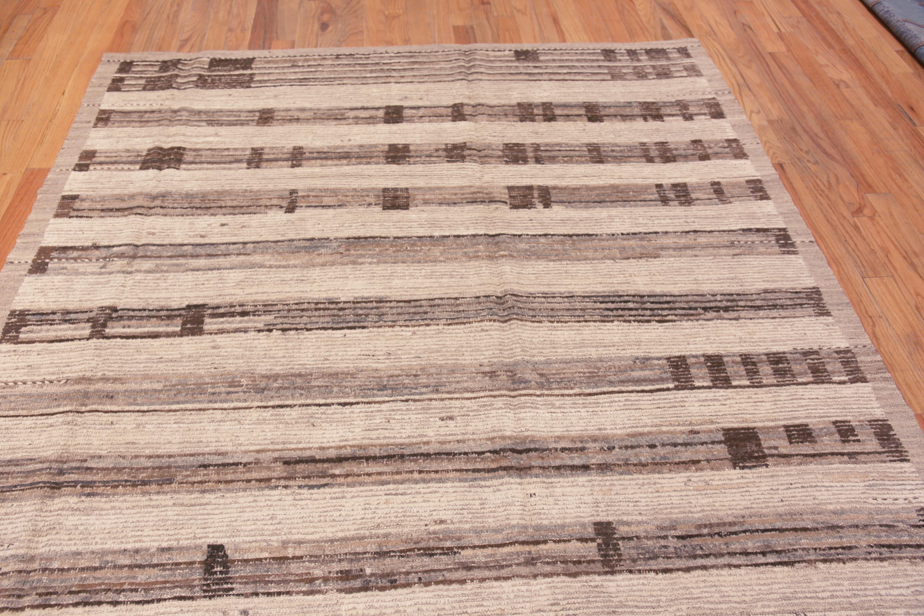 Moderno Collection'S Neutral Modern Plush Wool Pile Area Rug 7'2