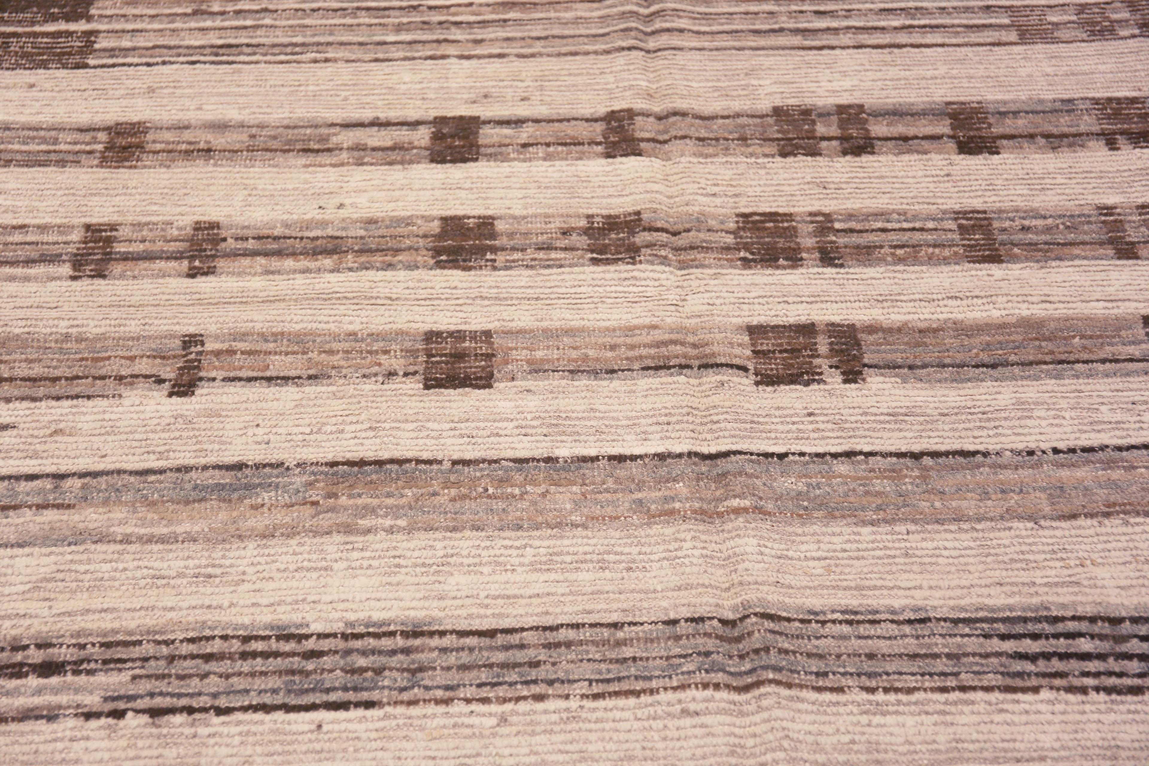 Centroasiatico Collection'S Neutral Modern Plush Wool Pile Area Rug 7'2