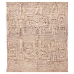 Tapis neutre, géométrique et moderne d'inspiration nord-africaine de la collection Nazmiyal, 9' x 10'