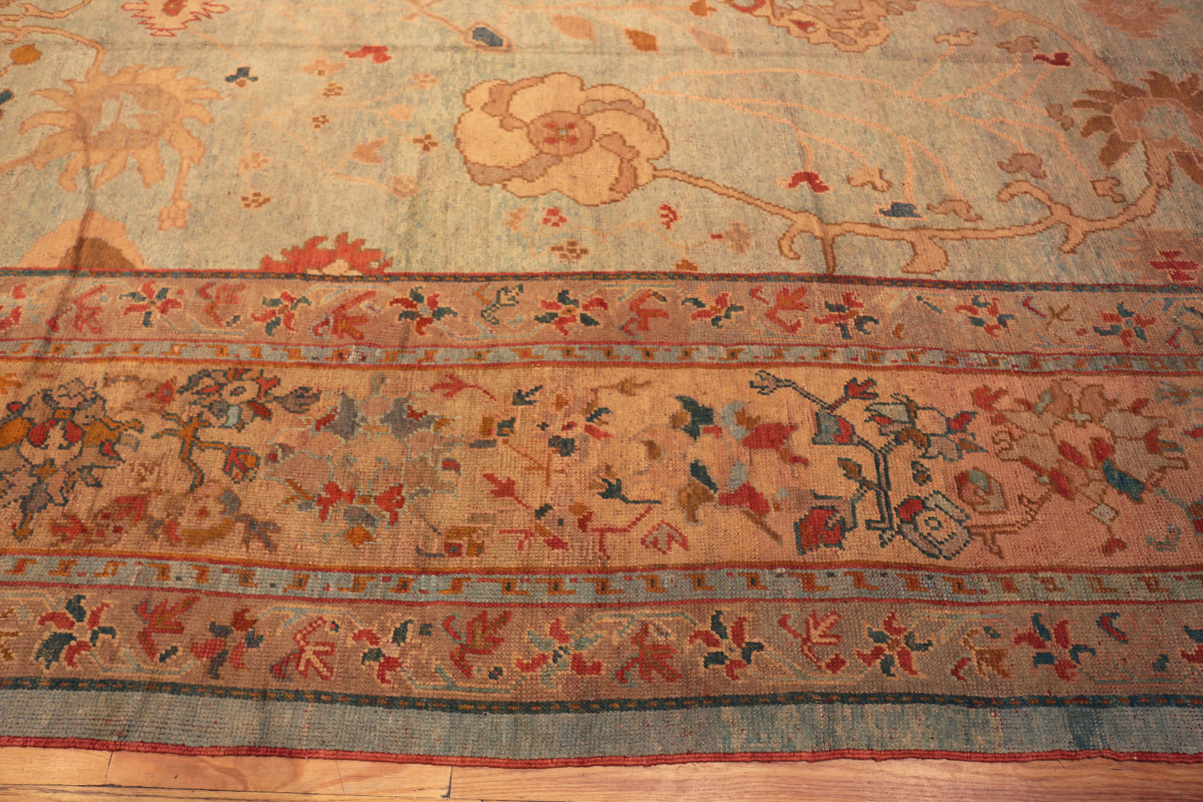 Nazmiyal Collection Übergroße antike türkische Oushak Teppich 15 ft x 24 ft 2 in im Zustand „Gut“ im Angebot in New York, NY