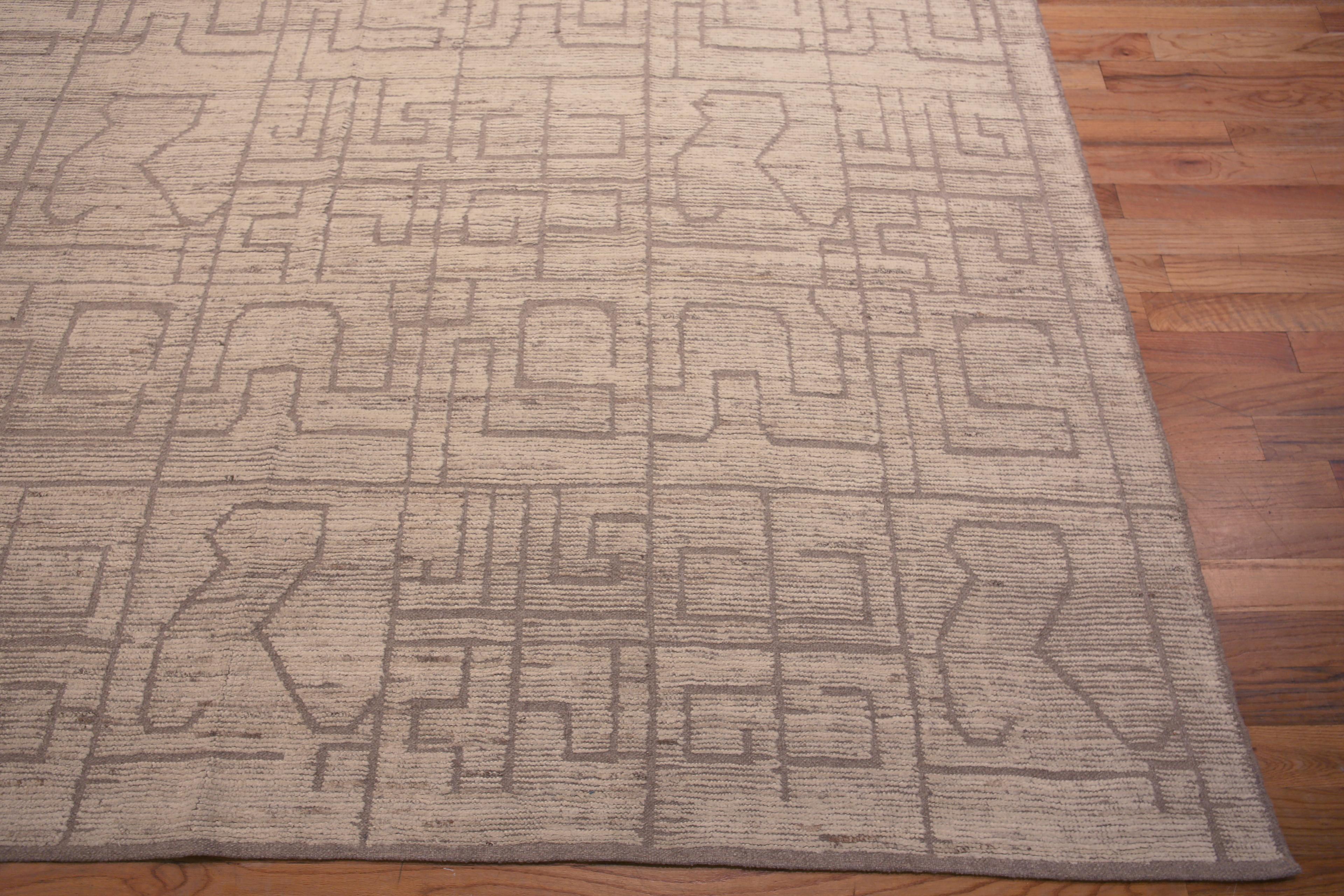 Wool Nazmiyal Collection Oversized Tribal Geometric Pattern Modern Area Rug 19' x 26' For Sale