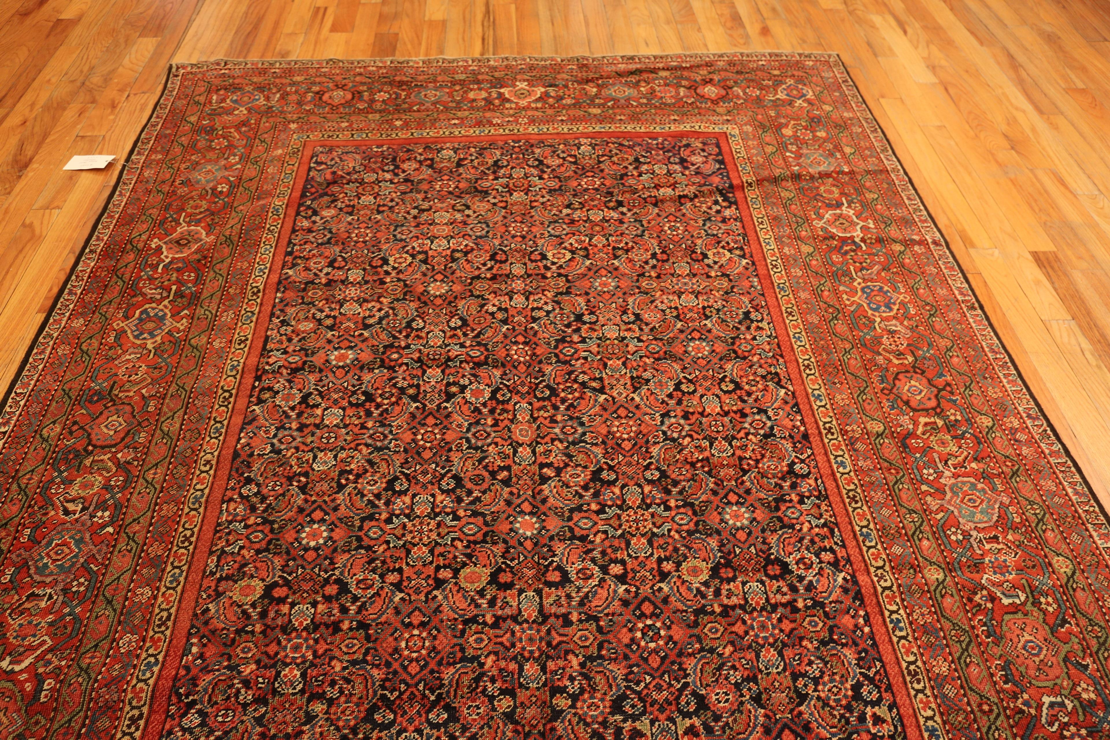 Nazmiyal Collection Persisch Farahan Teppich 7 ft 4 in x 9 ft 8 in (Handgeknüpft) im Angebot