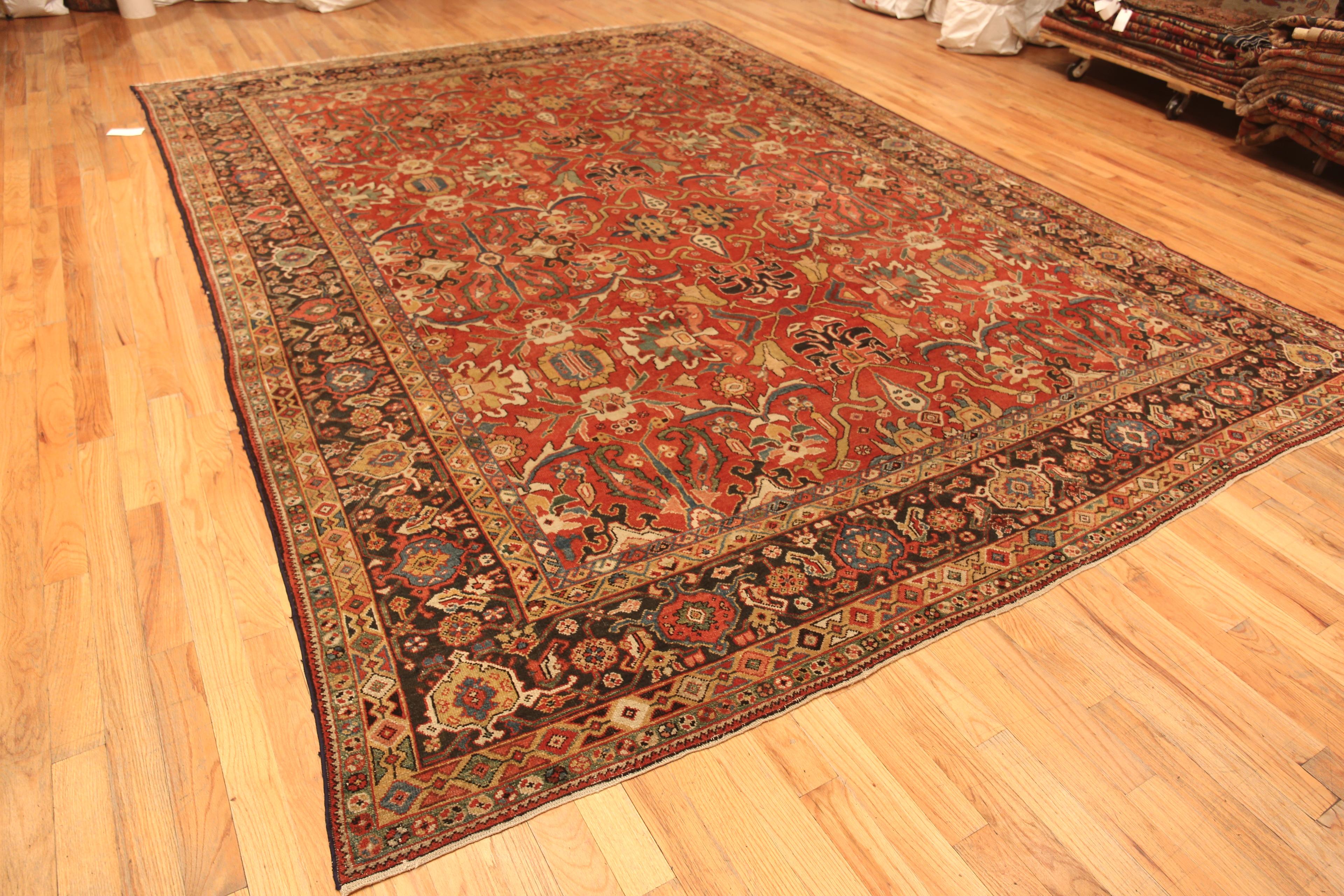 Red Antique Persian Sultanabad Rug, Country of Origin: Persian rugs, Circa date: 1900. Size: 10 ft x 14 ft (3.05 m x 4.27 m)