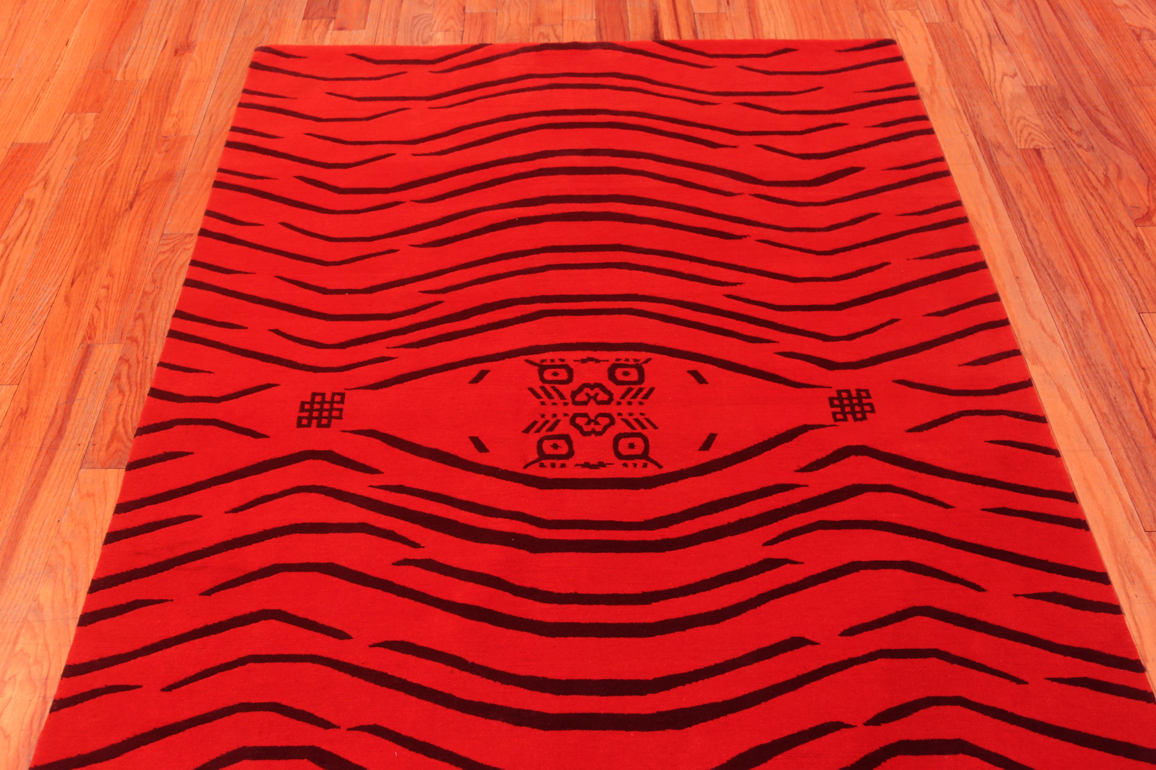 Wool Nazmiyal Collection Red & Black Artistic Modern Tiger Design Rug 5'1