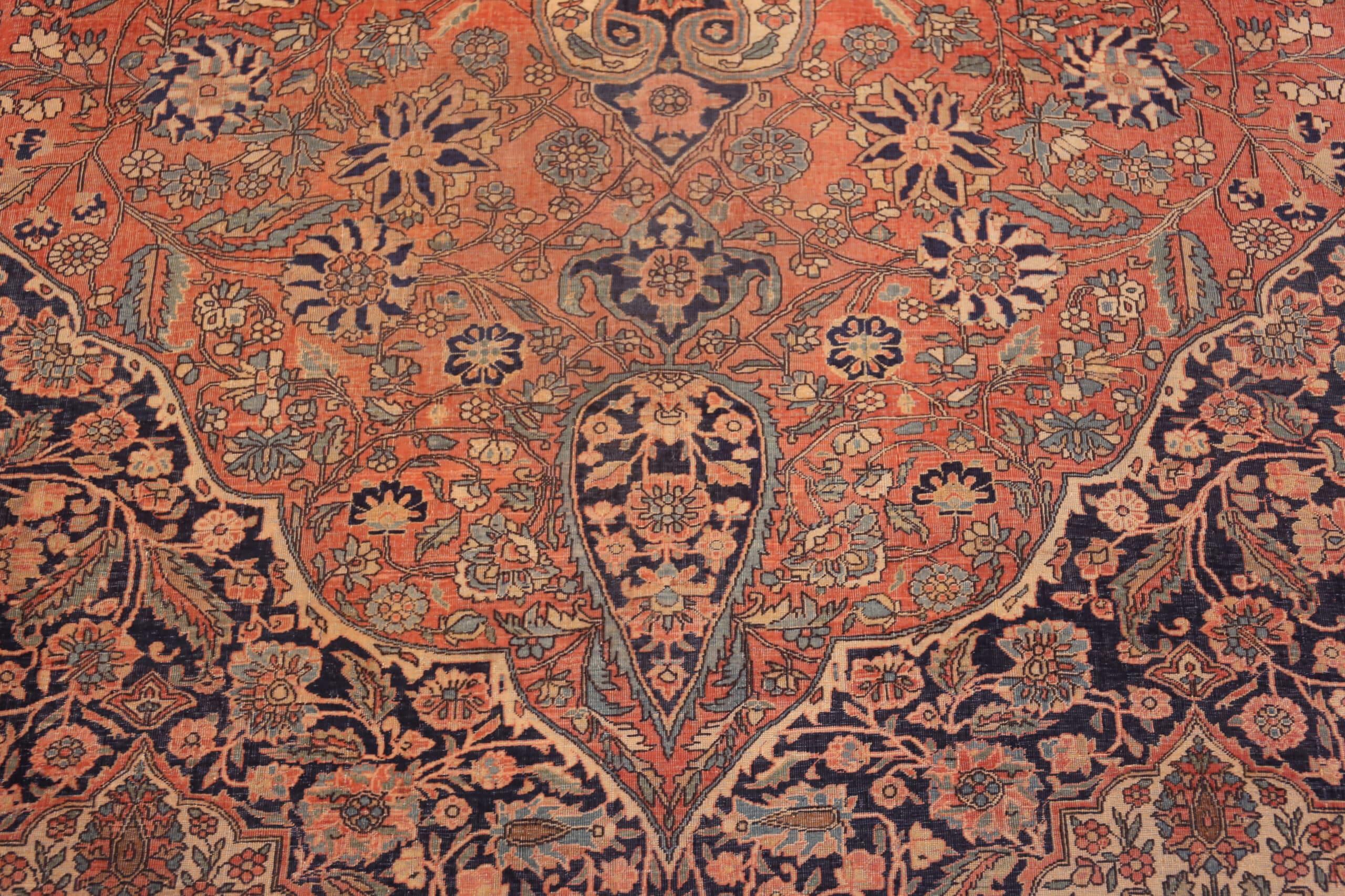 Collection'S Tappeto rustico grande Kashan Mohtashem 10 ft 4 in x 15 ft 8 in In condizioni buone in vendita a New York, NY