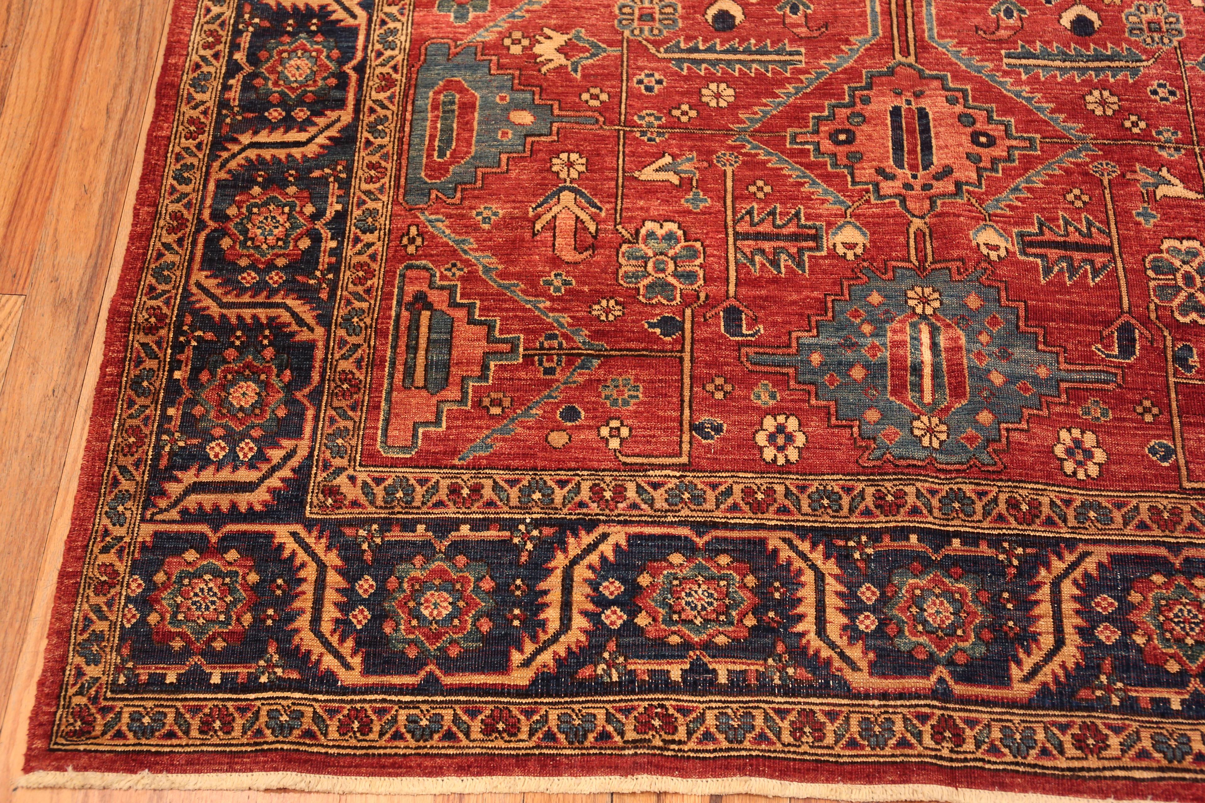 Moderner Teppich aus der Nazmiyal Kollektion Rustikaler Stammeskunst Heriz Serapi Design 6' x 9'7