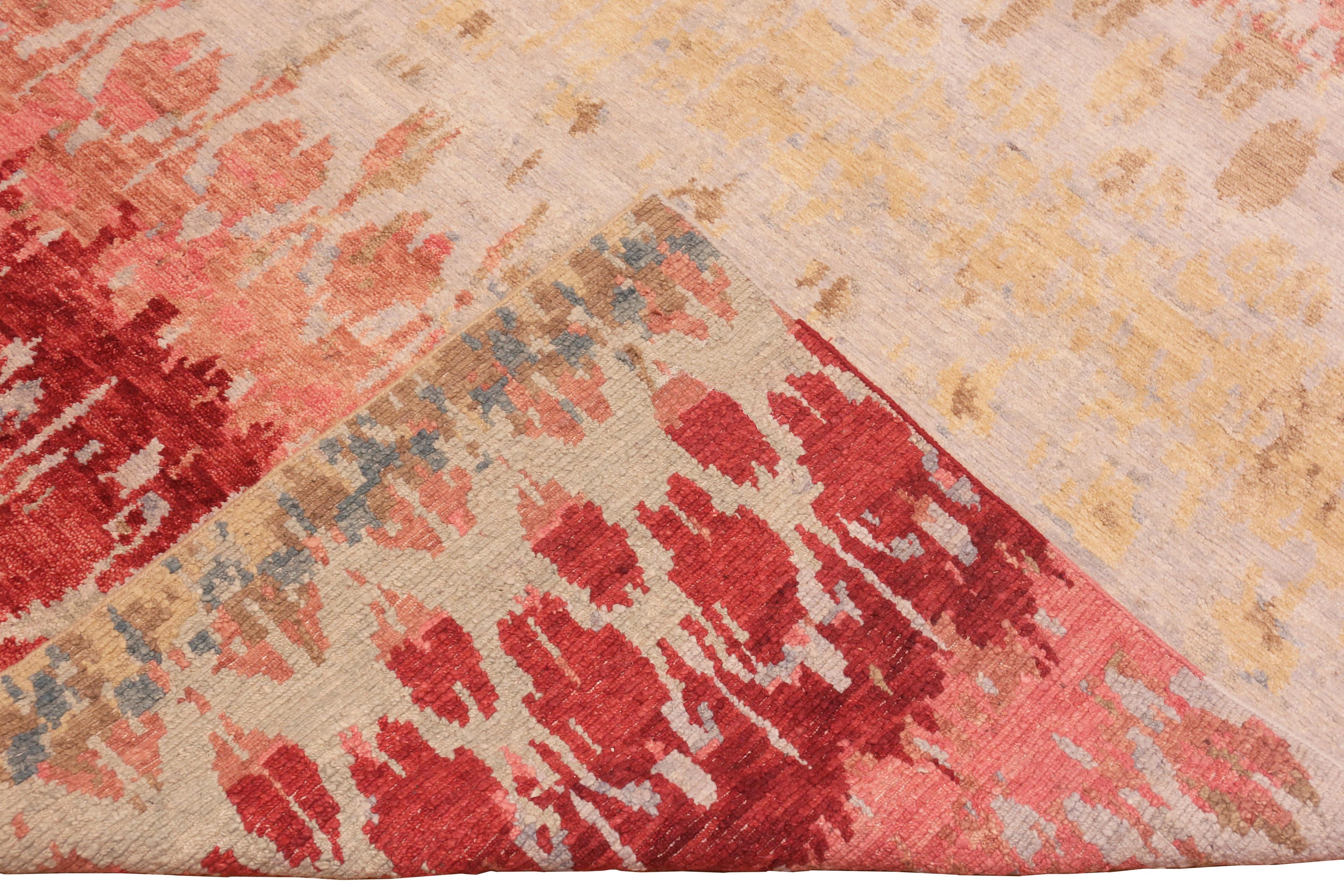 Hand-Knotted Nazmiyal Collection Salmon Color Modern Boutique Area Rug. 8 ft x 10 ft