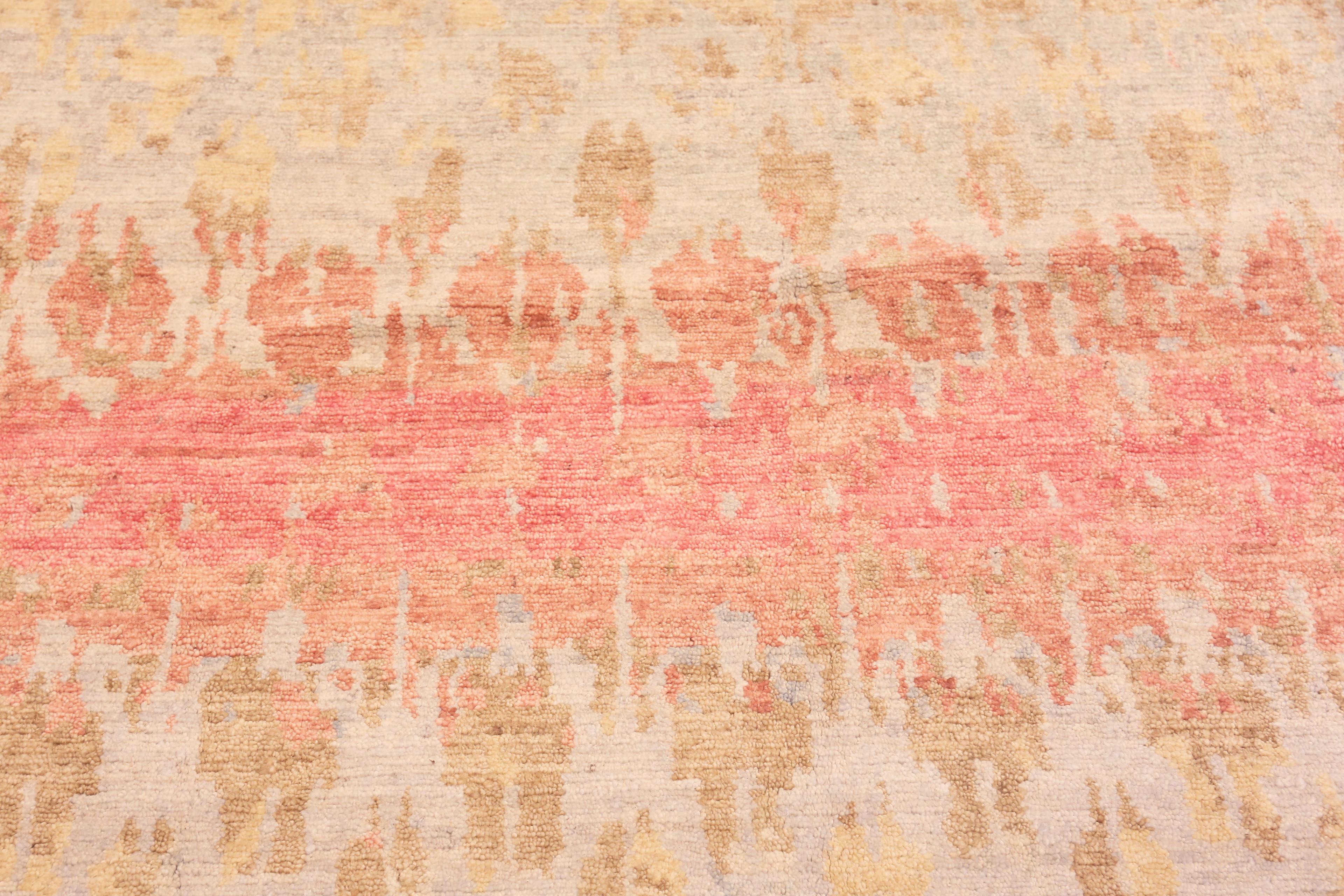 Wool Nazmiyal Collection Salmon Color Modern Boutique Area Rug. 8 ft x 10 ft