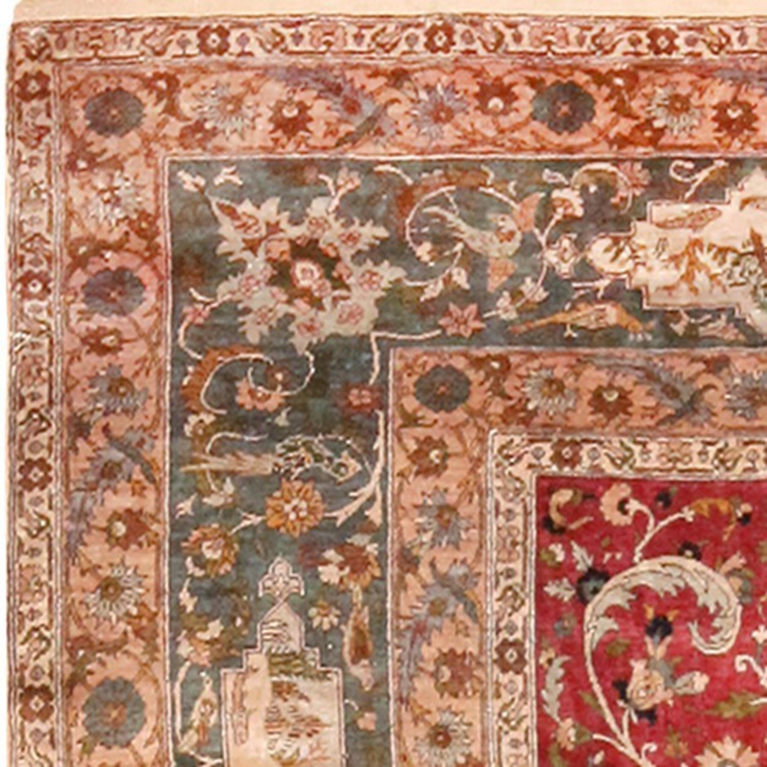 Silk Antique Indian Mughal Rug. 4 ft 1 in x 6 ft 2 in For Sale 3