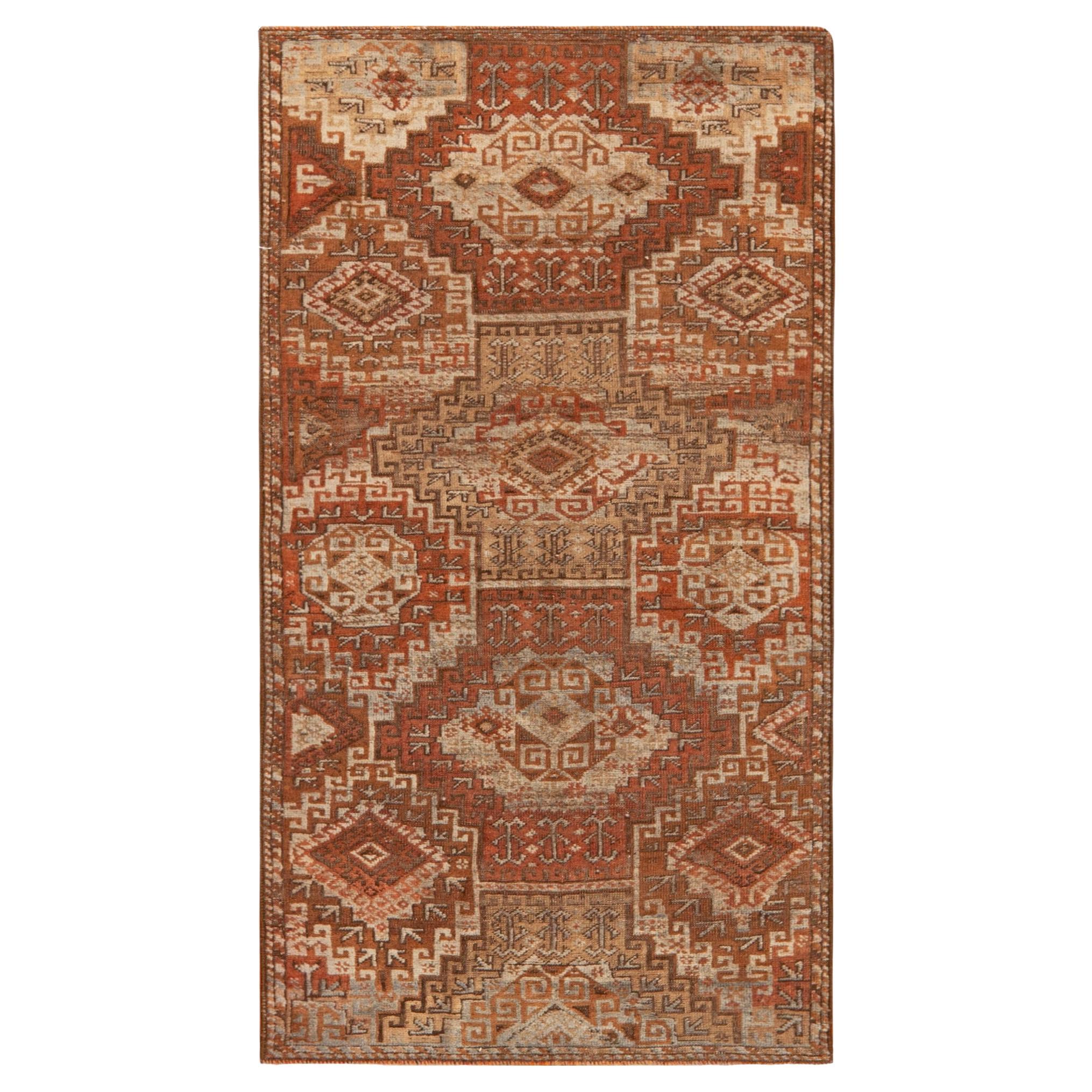Nazmiyal Collection Small Antique Persian Baluch Rug 2 ft 2 in x 4 ft 3 in im Angebot