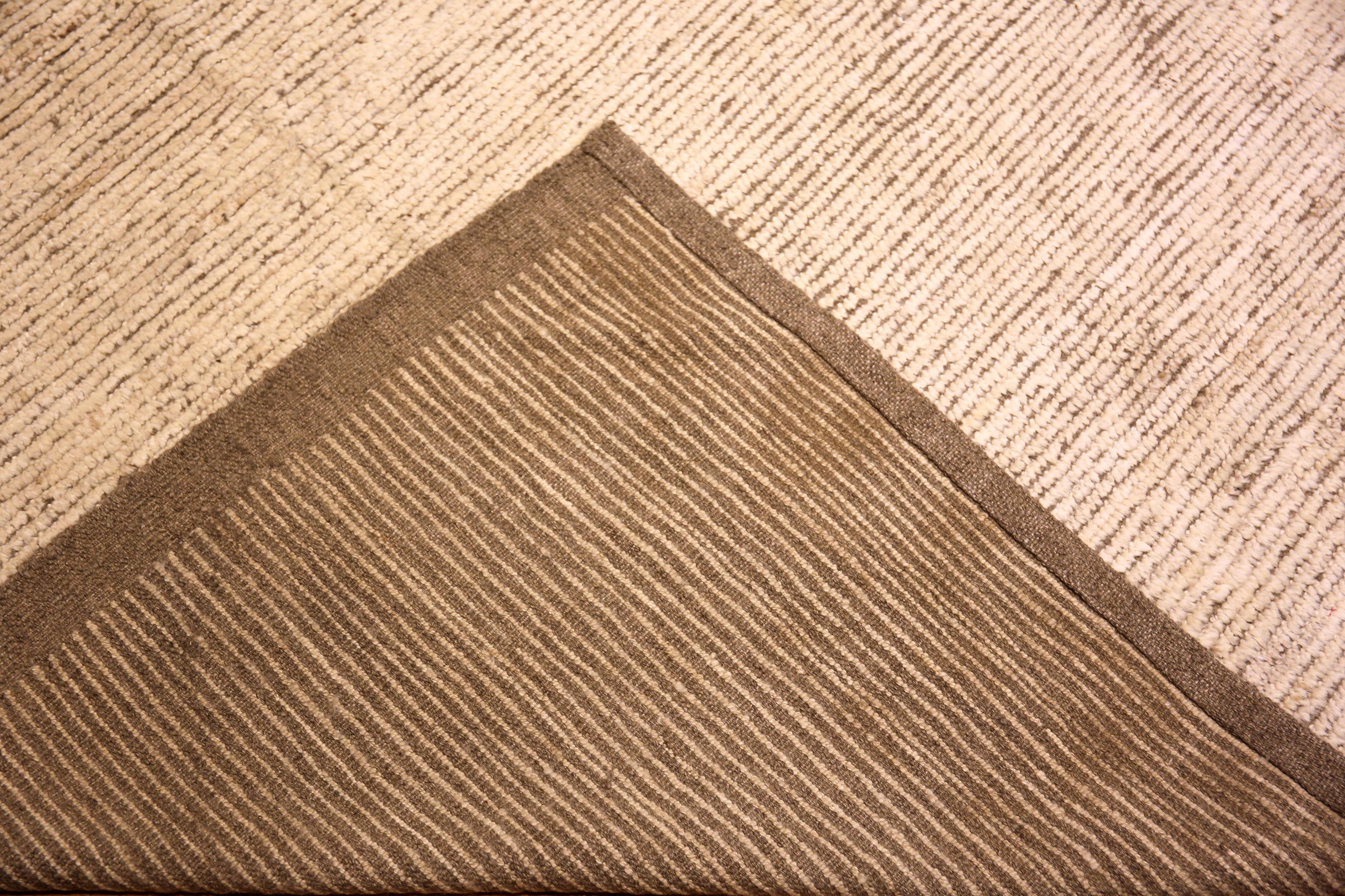Nazmiyal Kollektion Weich Beige Großer moderner minimalistischer Teppich 16'6
