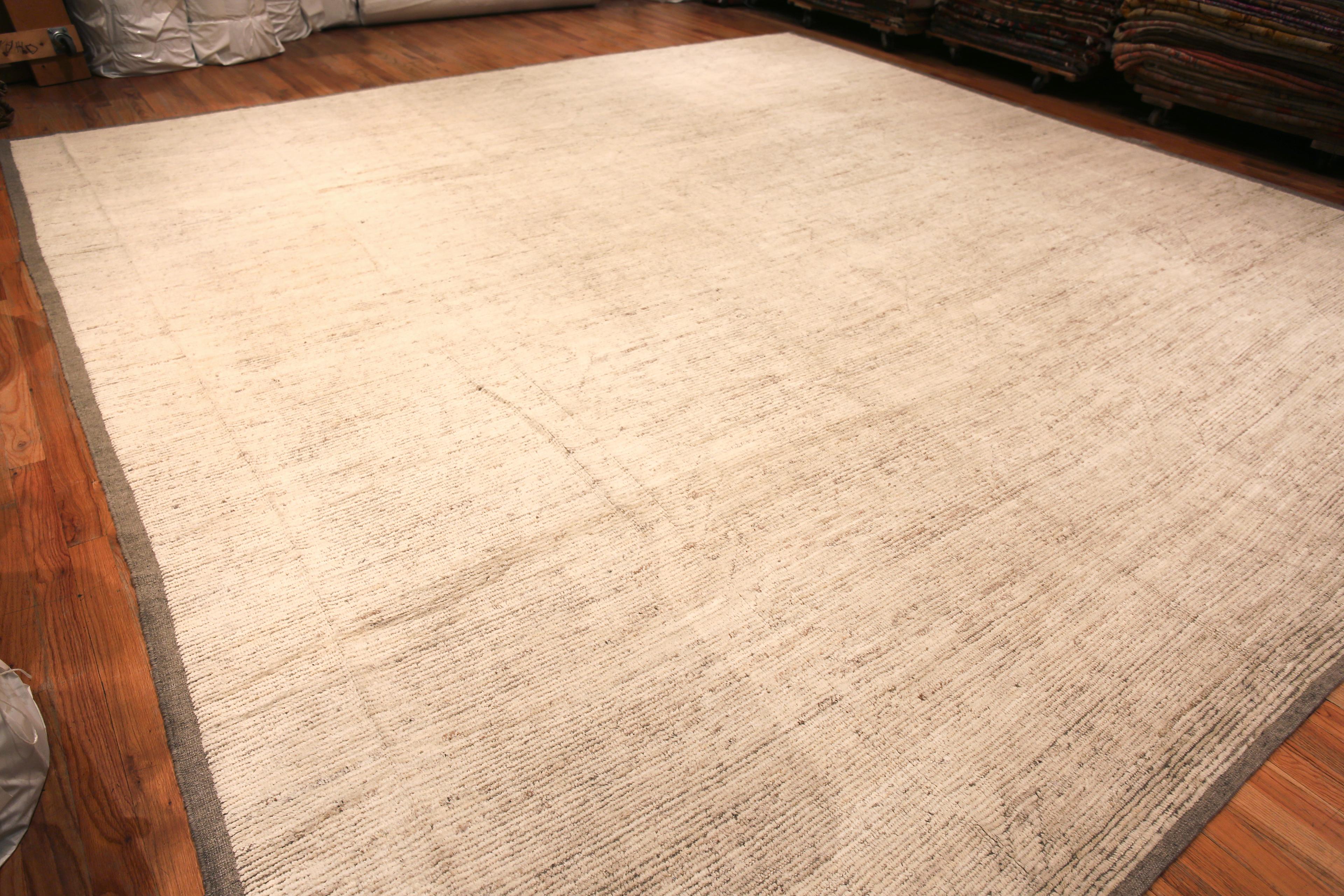 Nazmiyal Kollektion Weich Beige Großer moderner minimalistischer Teppich 16'6